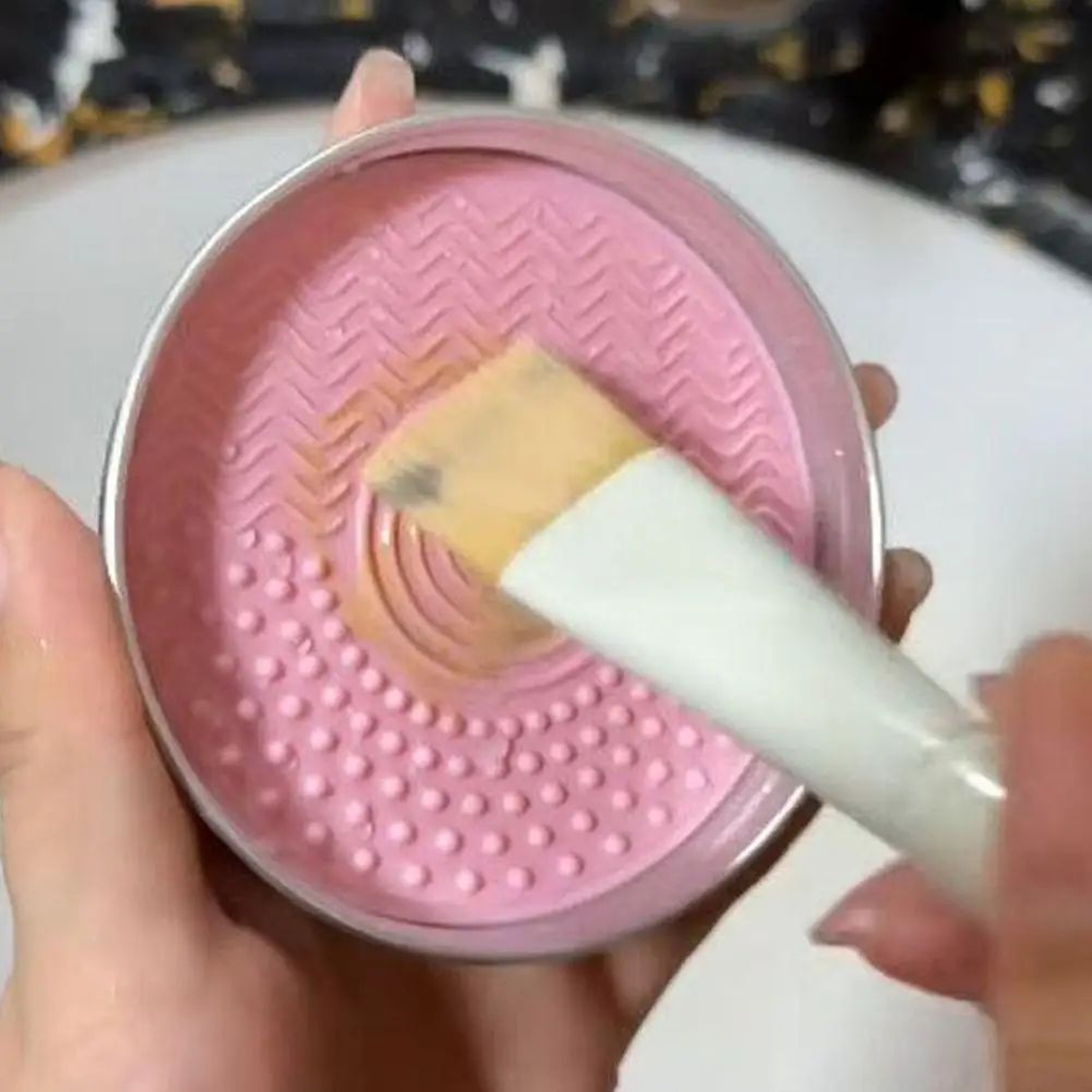 Portable Makeup Brush Cleaning Soap 2