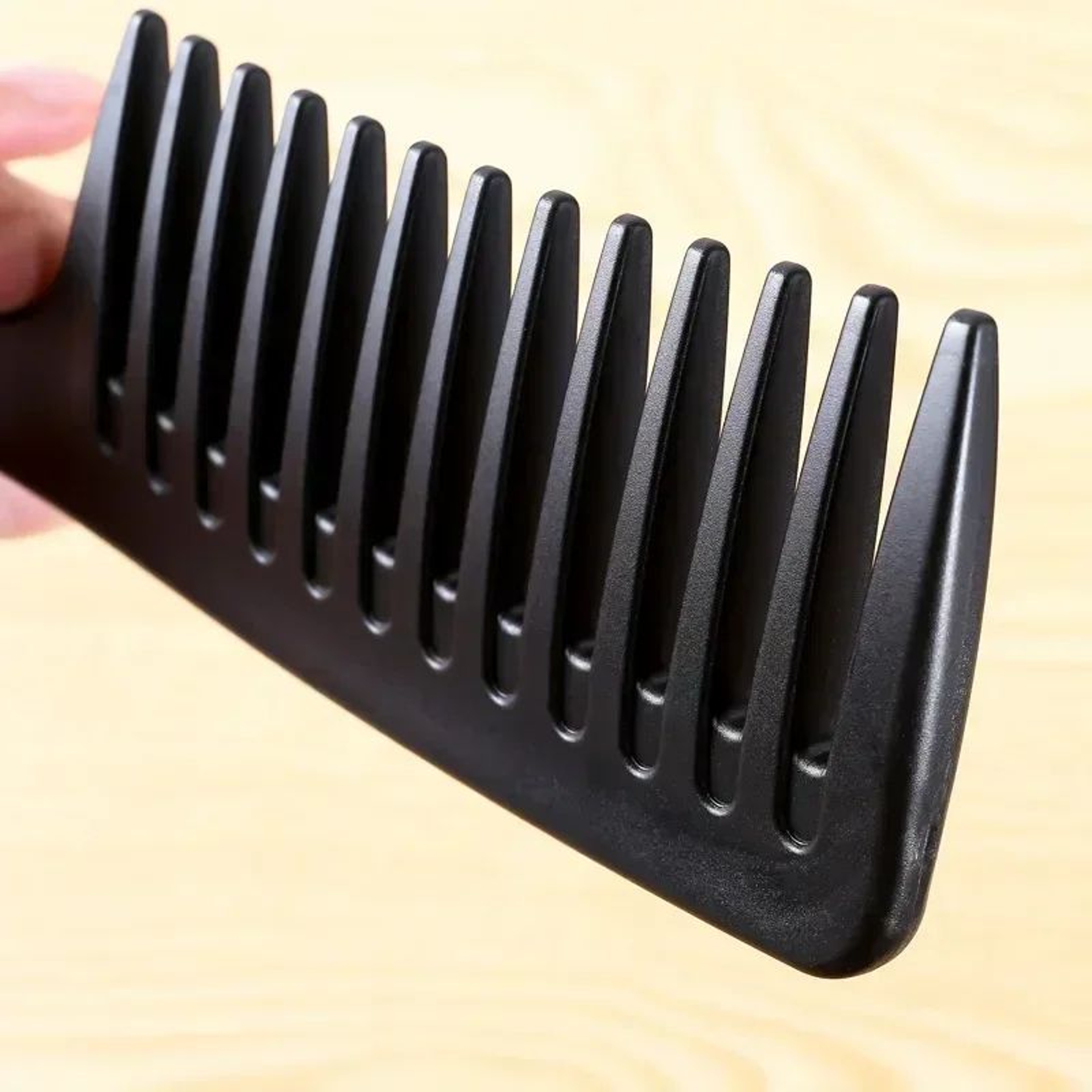 Wide Tooth Anti Static Detangling Comb 4