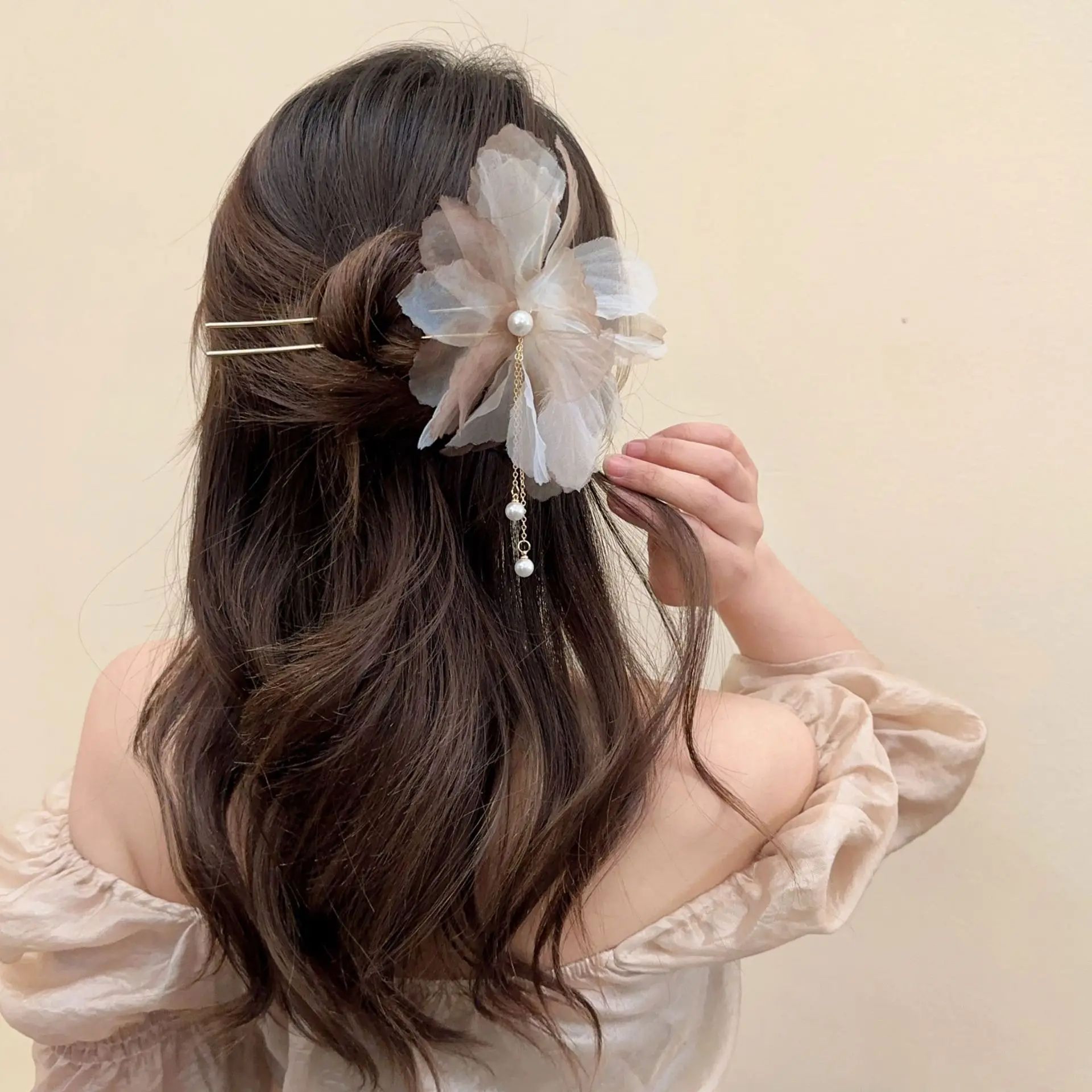 Pearl Flower Tassel U Shape Hair Fork 3
