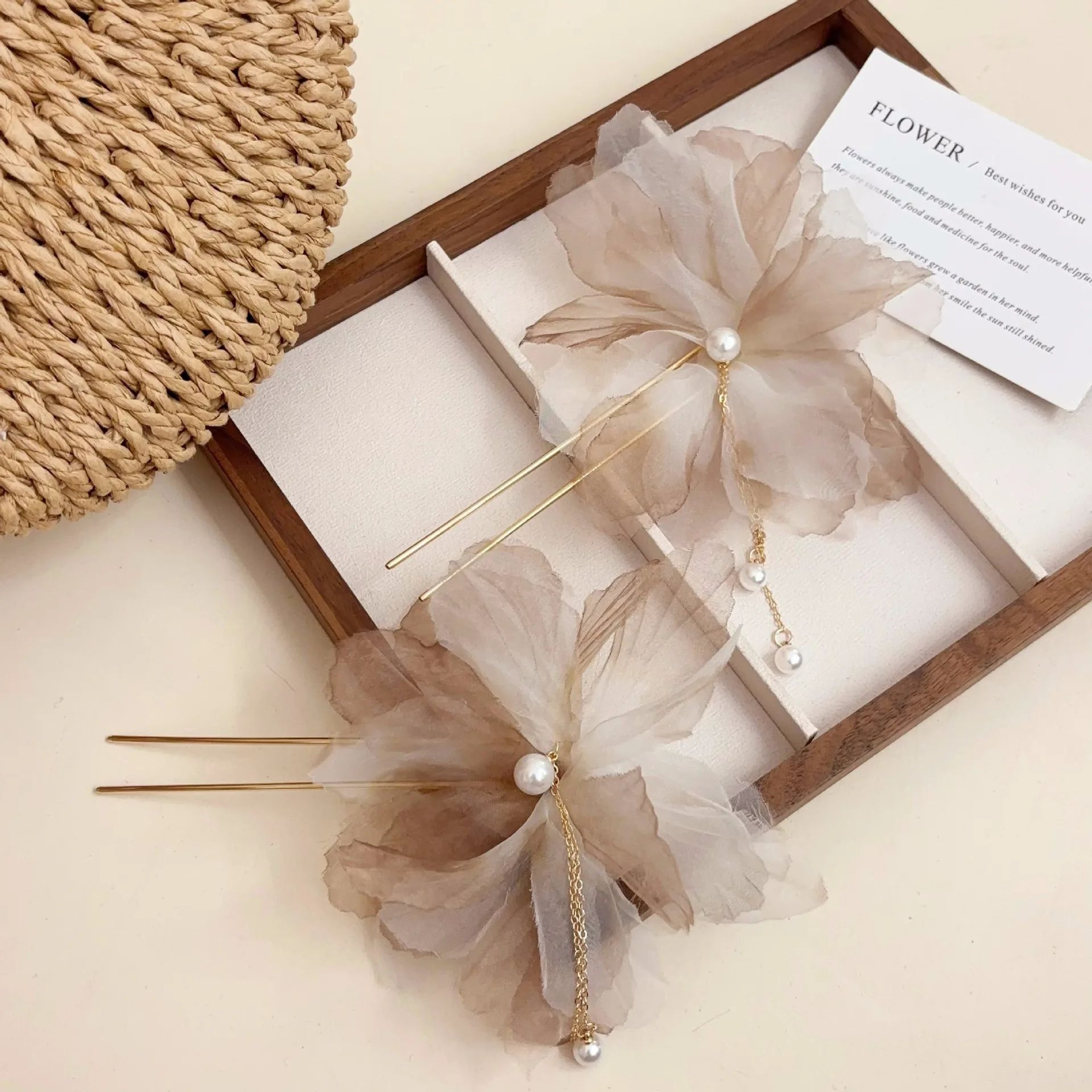 Pearl Flower Tassel U Shape Hair Fork 1