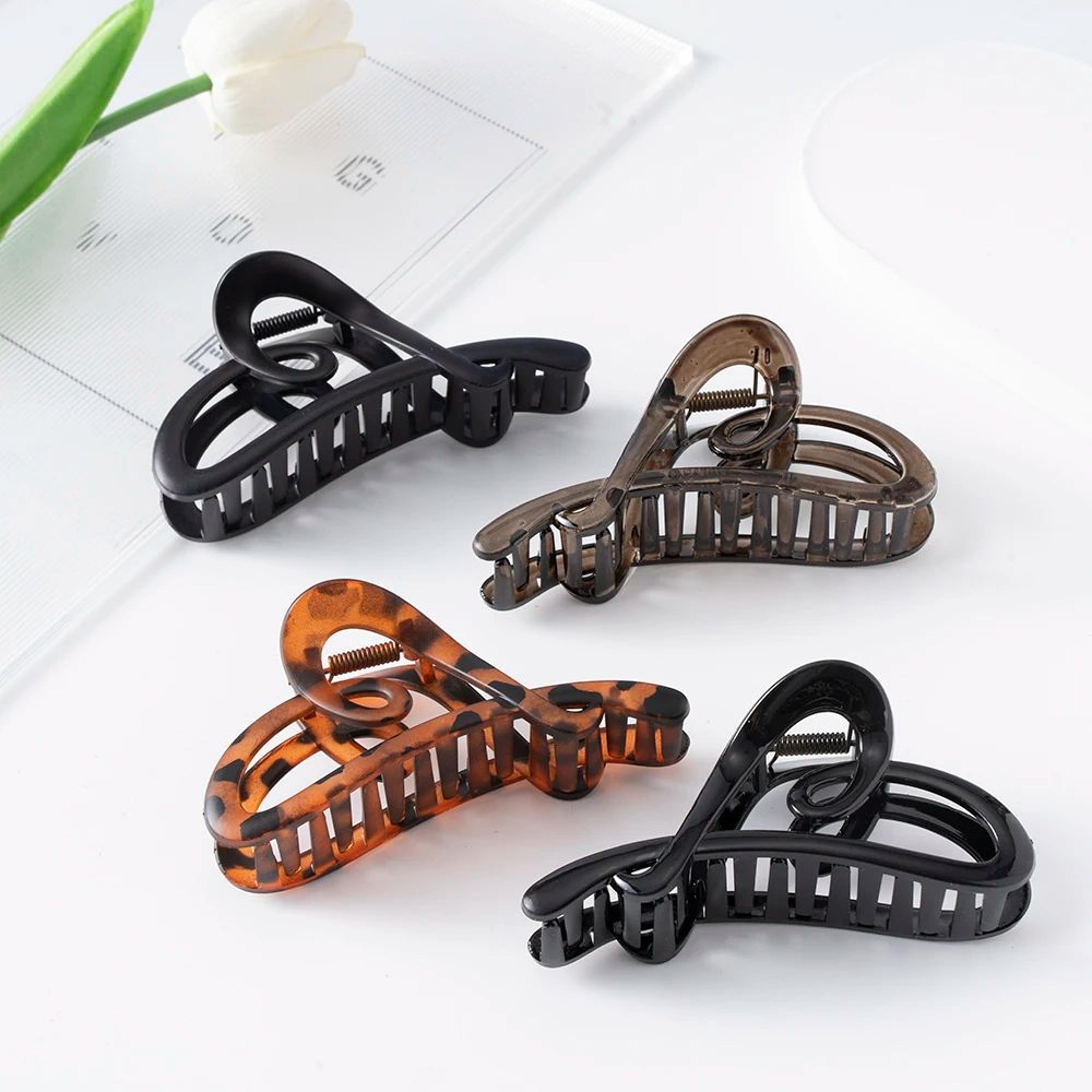 Vintage Heart Shape Hair Claw 5