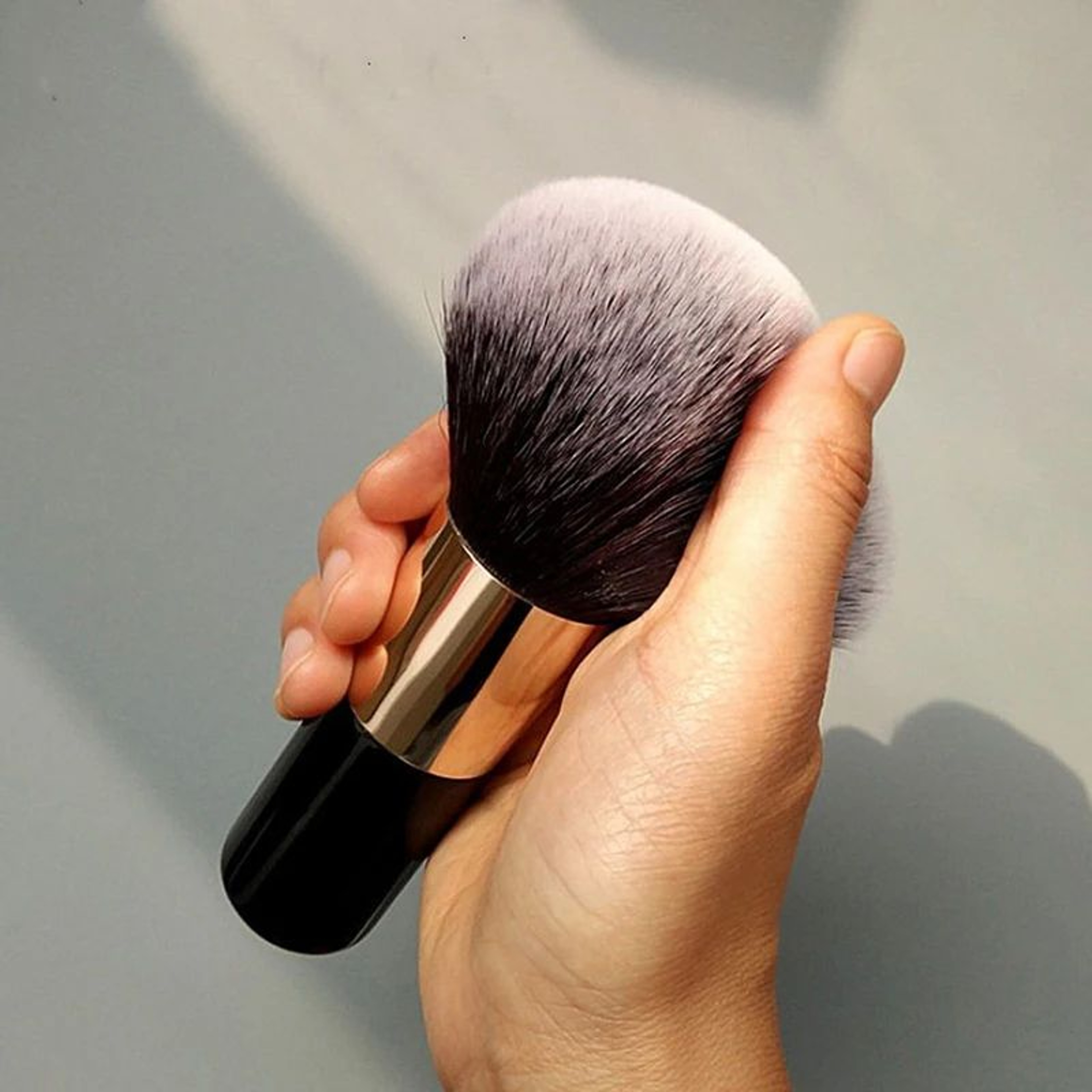 Large Soft Makeup Brush For Foundation Powder And Blush 2