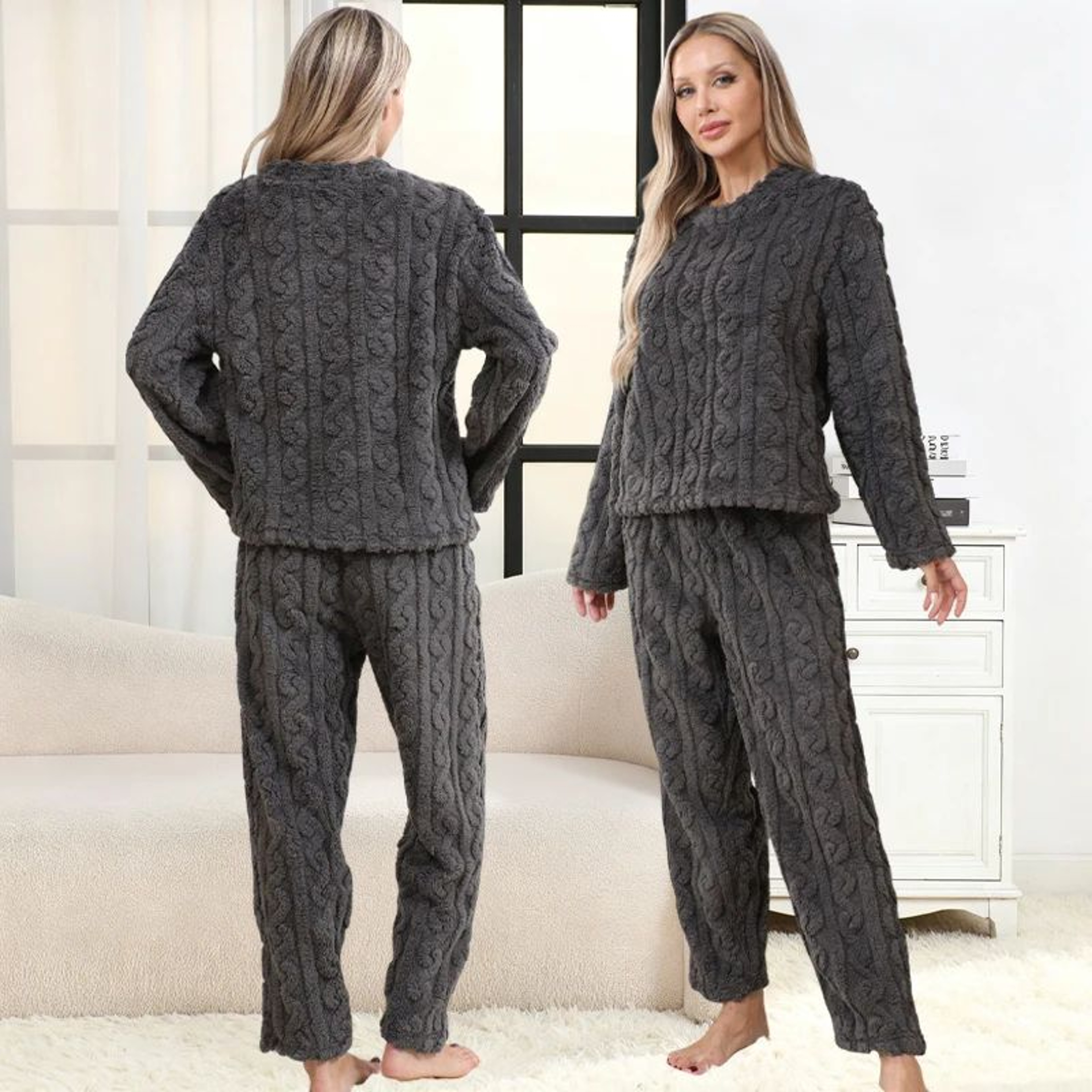 Womens Cozy Coral Velvet Thermal Pajama Set 3