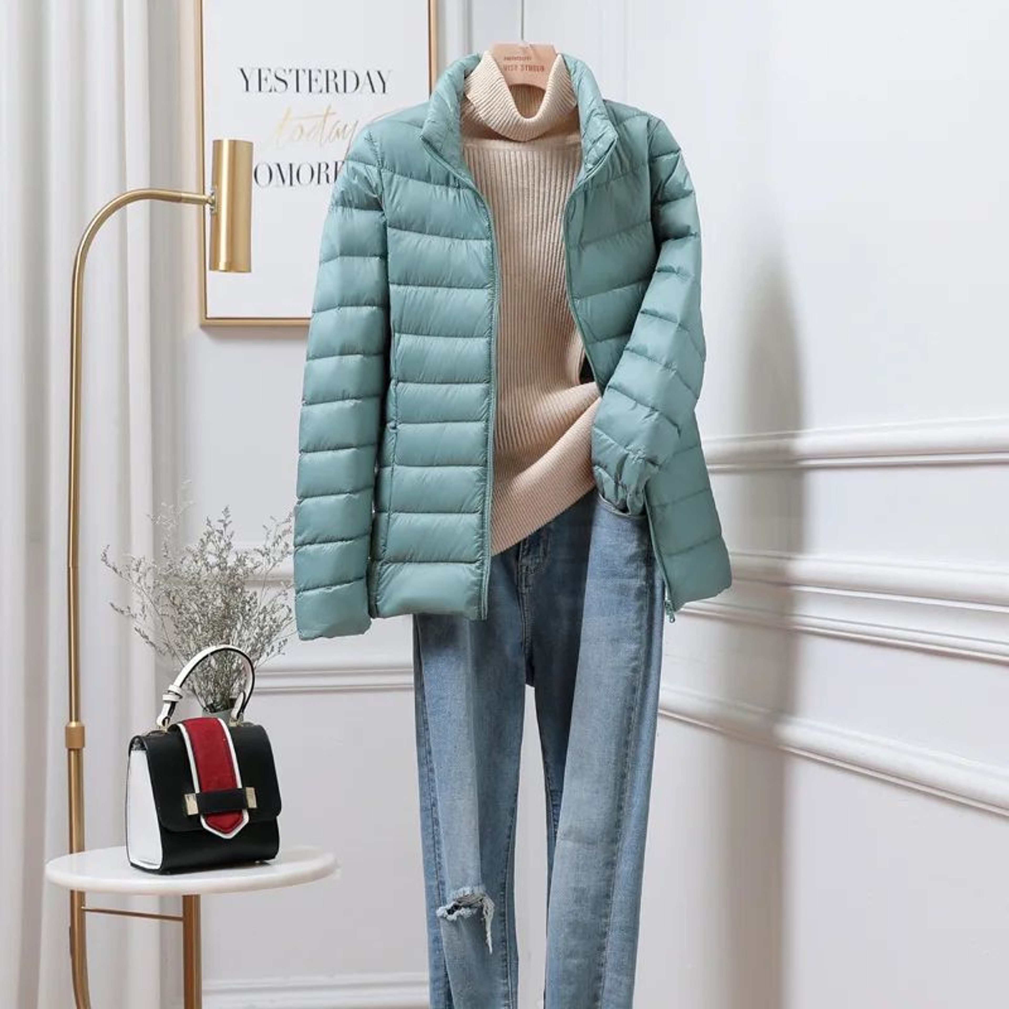 Womens Lightweight Hooded Puffer Jacket 23