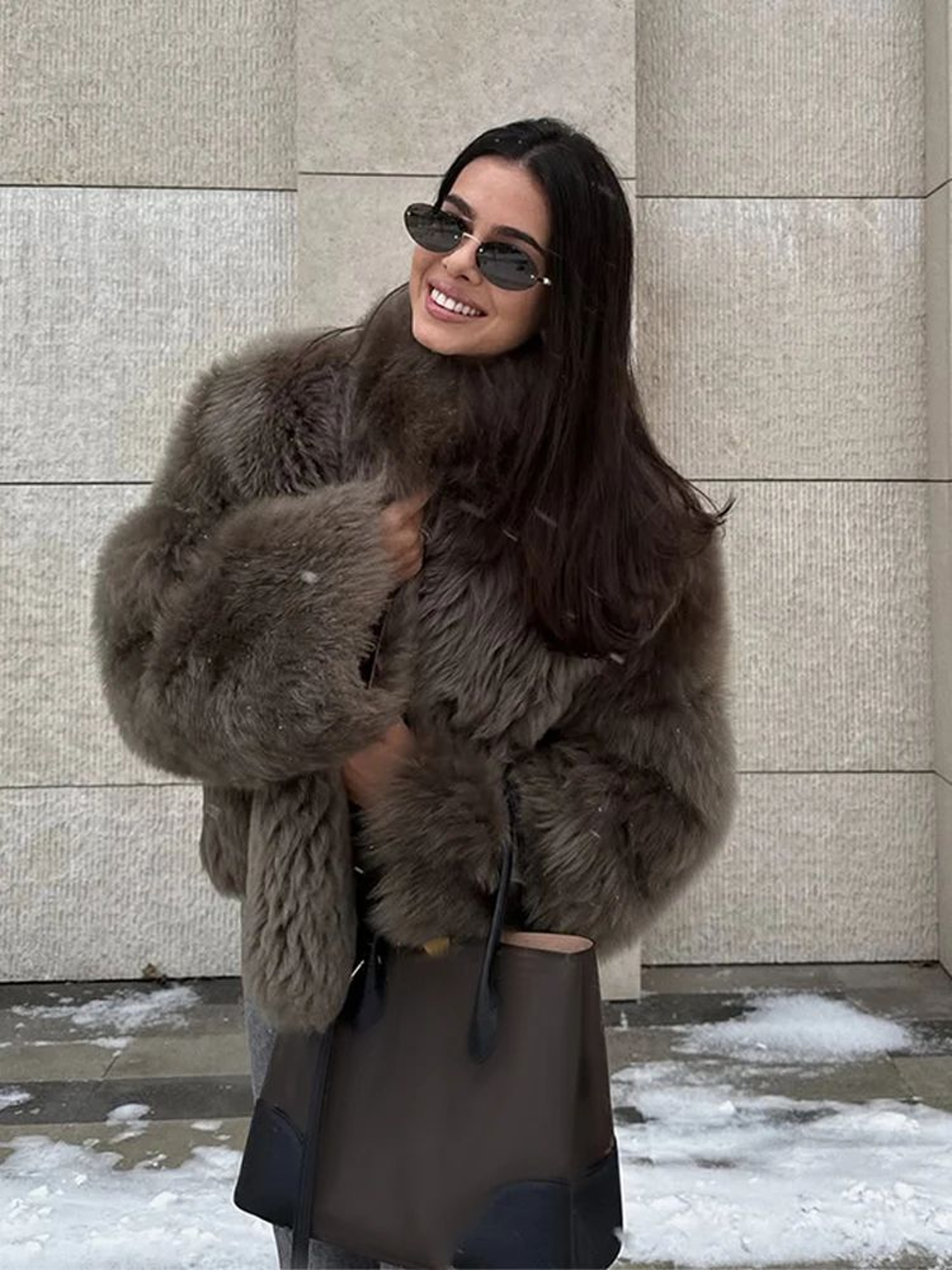 Womens Elegant Short Faux Fur Jacket 0