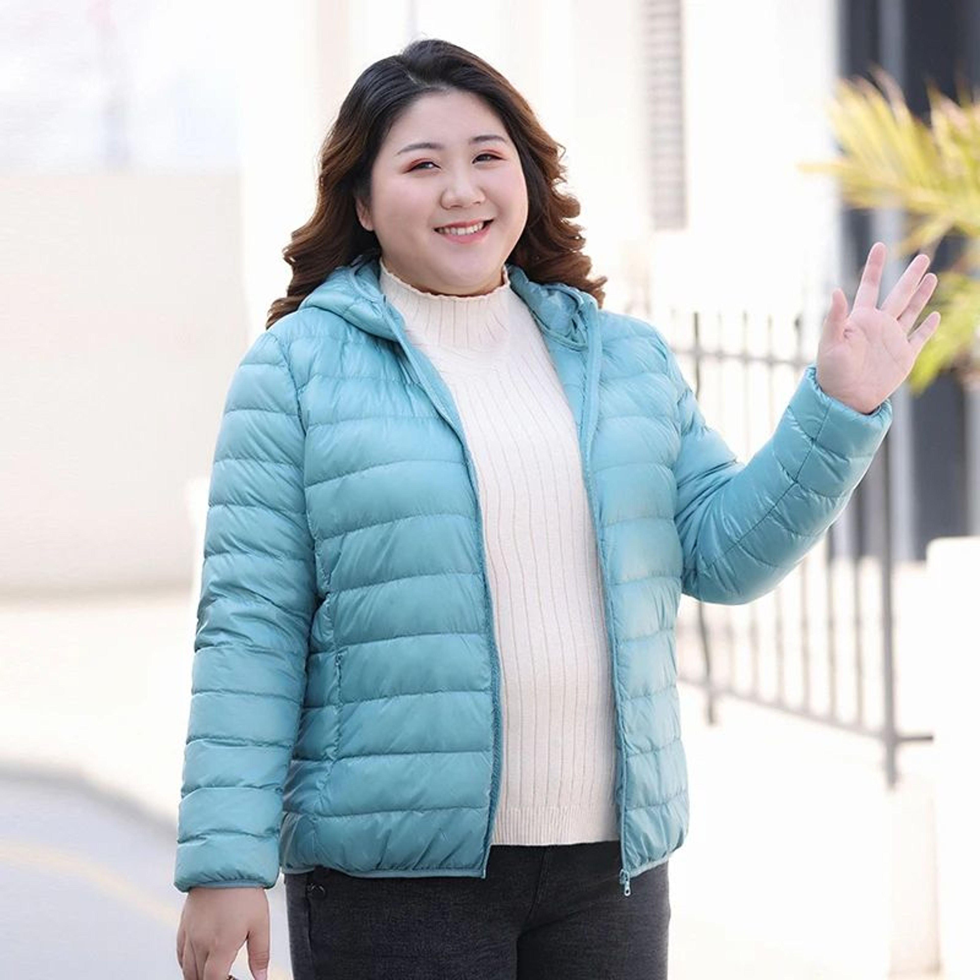 Womens Plus Size Lightweight Hooded Puffer Jacket 2