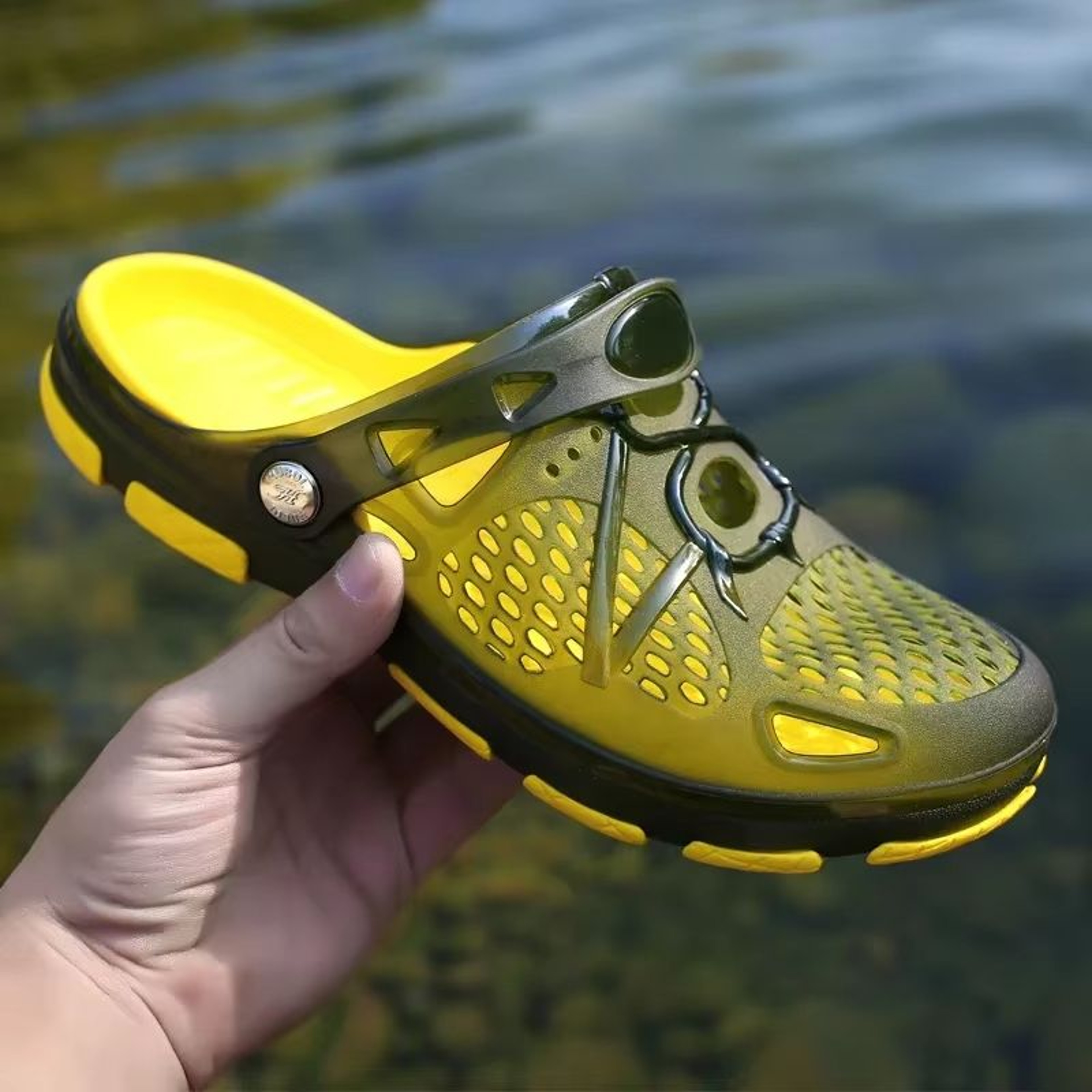 Everstride Breathable Anti Slip Cushioning Mens Slippers 2