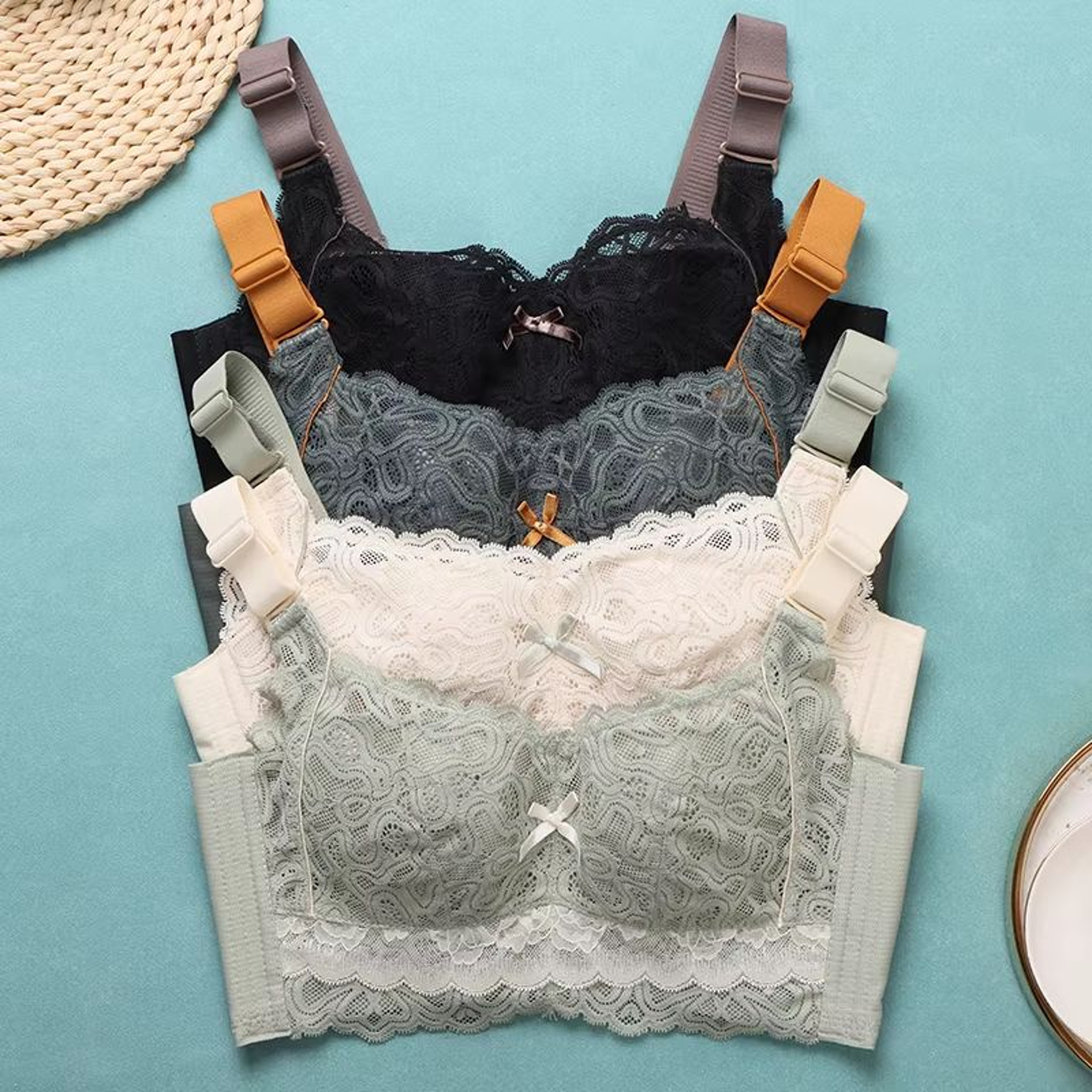 Wireless Lace Bra For Women  Thin Cup Minimizer Brassiere With PushUp Support In Plus Sizes 2