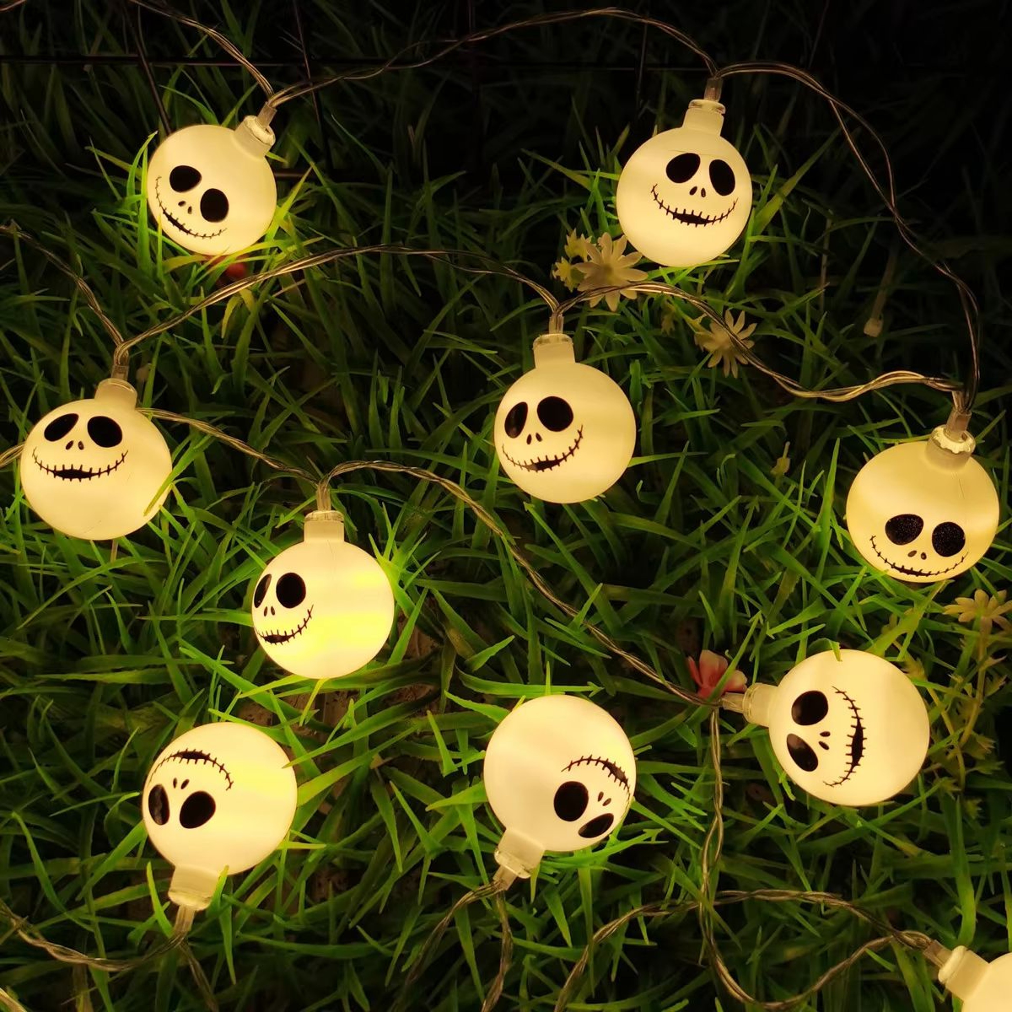 2025 Halloween Grimace String Lights  Indoor BatteryUSB Operated Hanging Lamp For Home Decor 2
