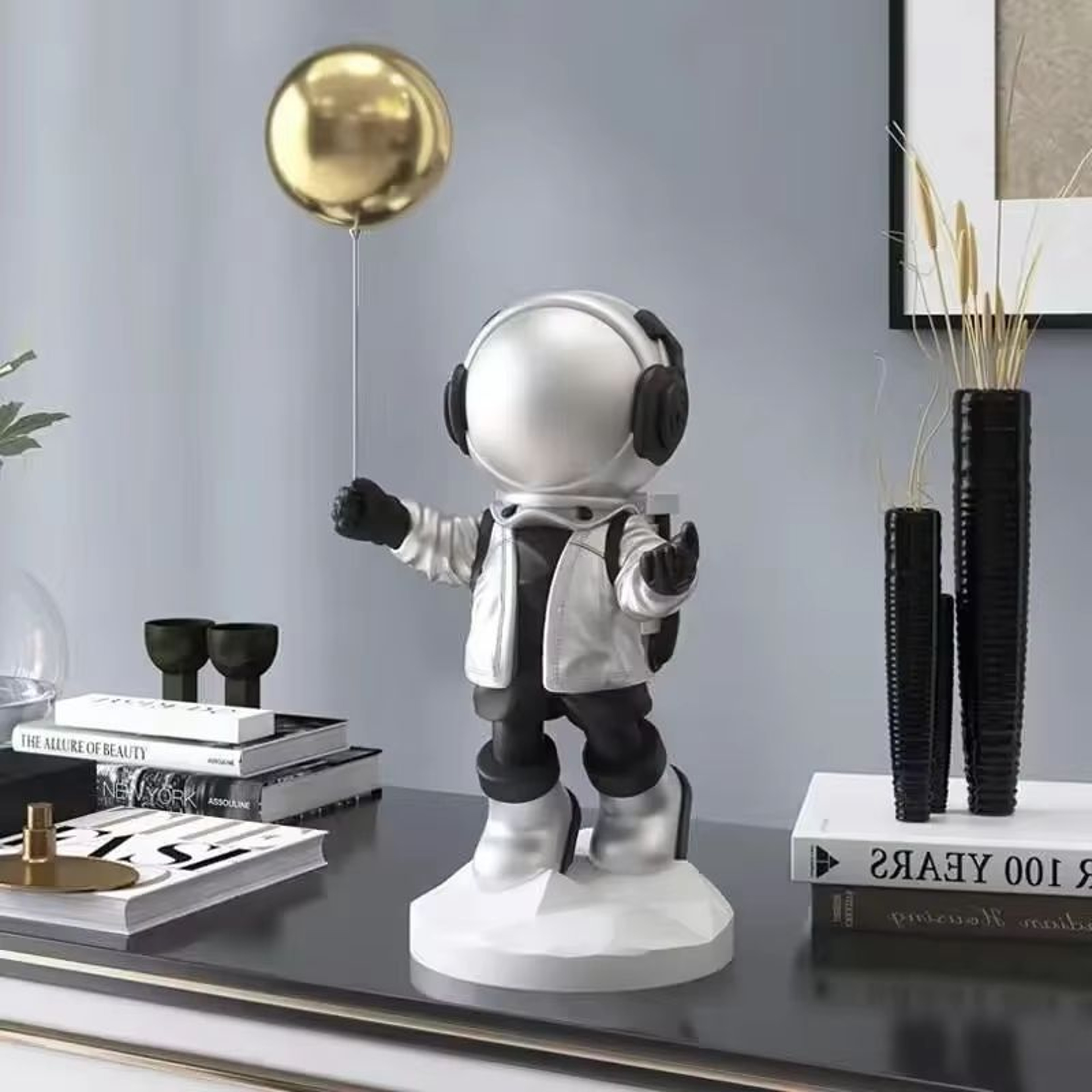 Balloon Astronaut Resin Ornament  Unique Home Decor Craft For Desk Bookcase Or Office Decoration 8