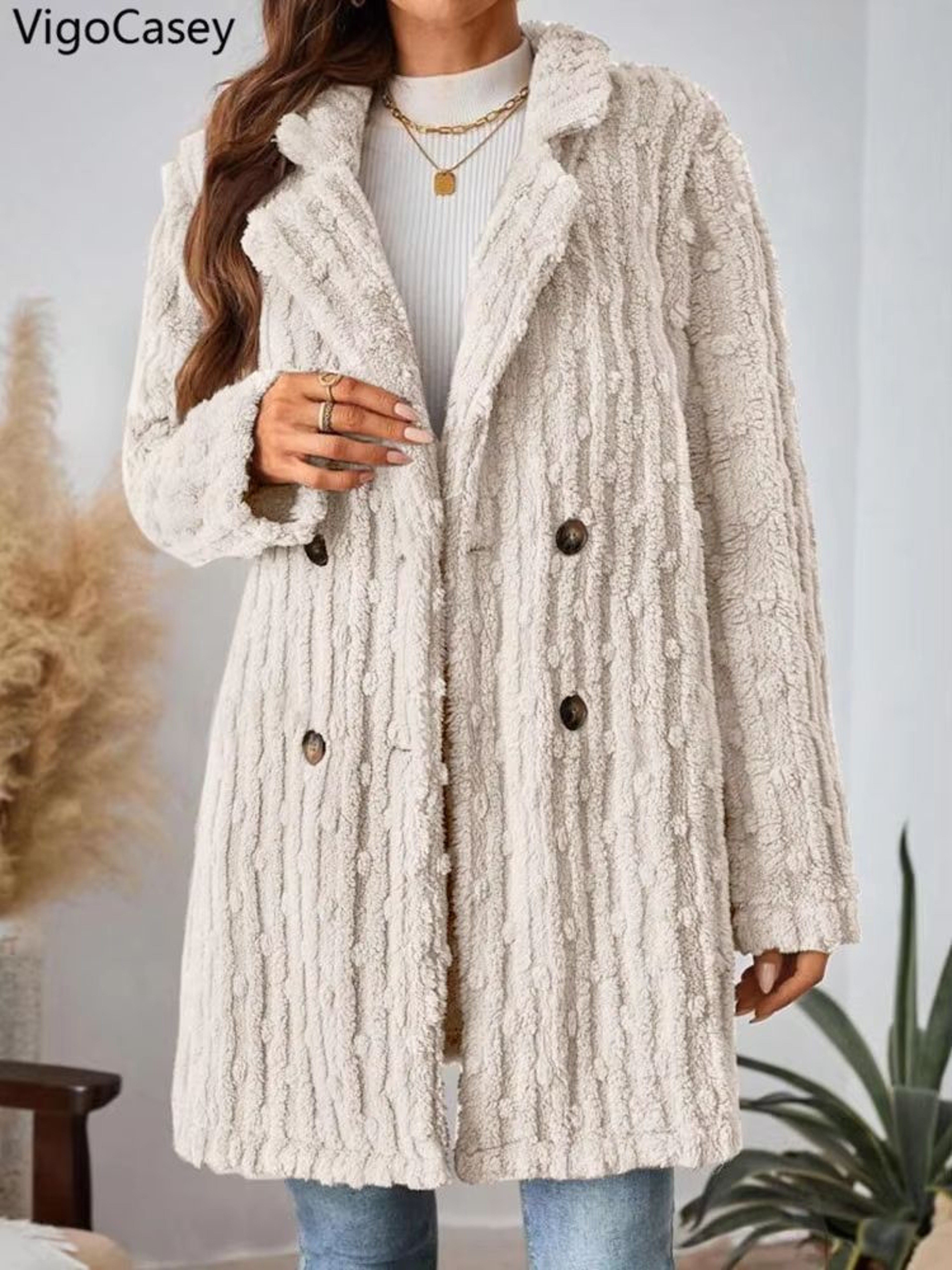 VigoCasey 2025 Womens DoubleBreasted Apricot Jacket  Plush Warm Coat With Turndown Collar For Autum 0