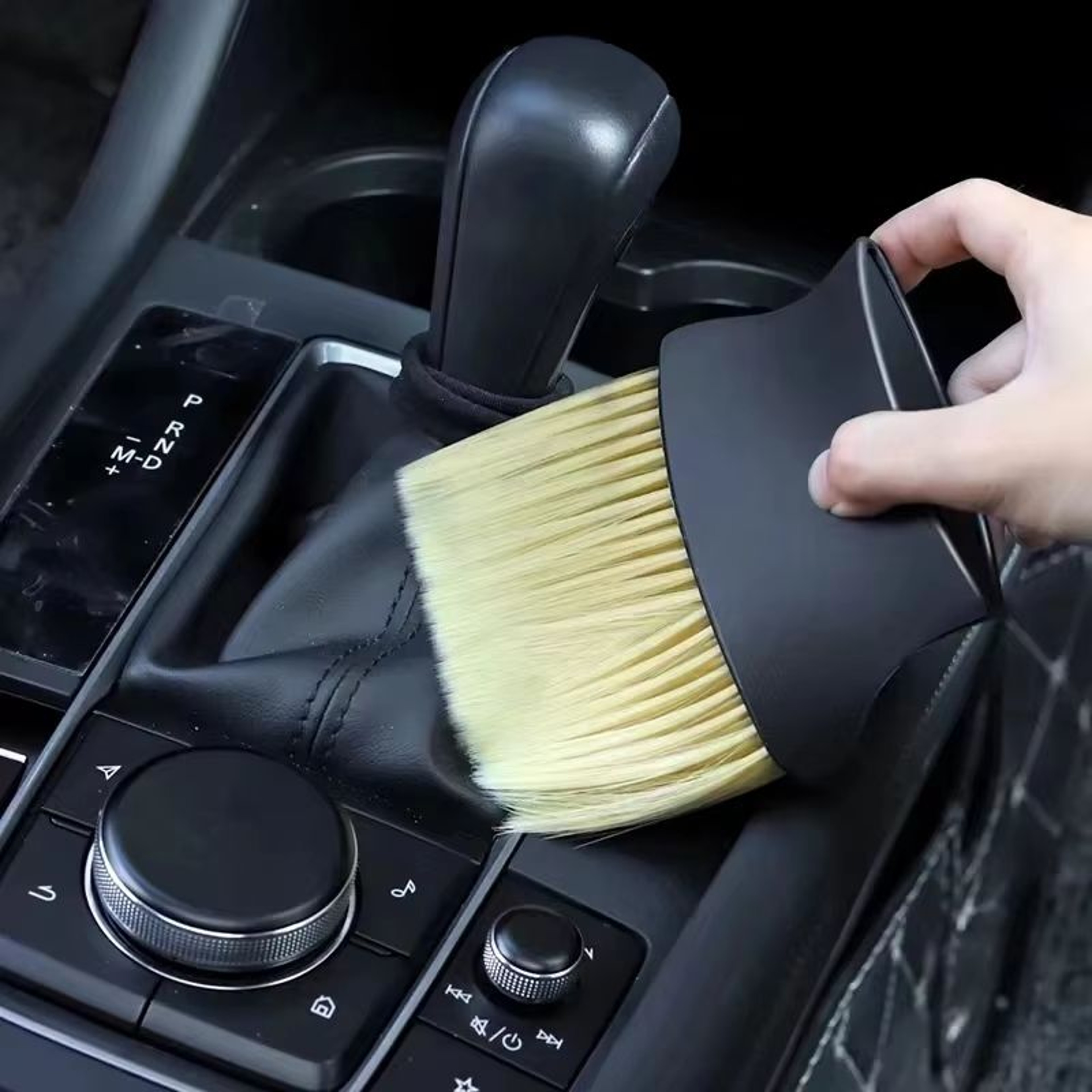 Car Interior Dust Sweeping Brush  Soft Cleaning Tool For Air Vents And Gaps 2