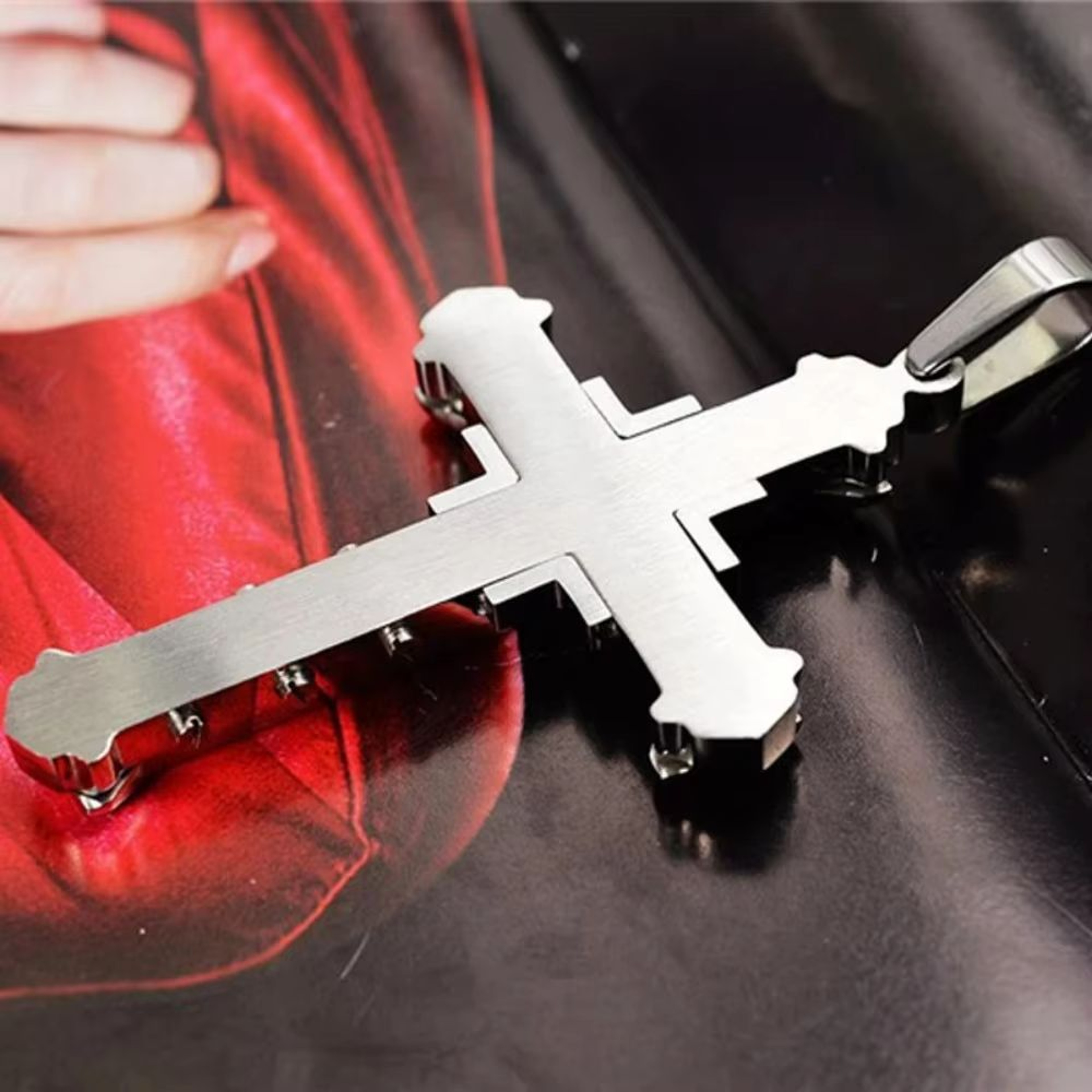 2024 Crystal Jesus Cross Pendant Necklace For Men Stainless Steel 1