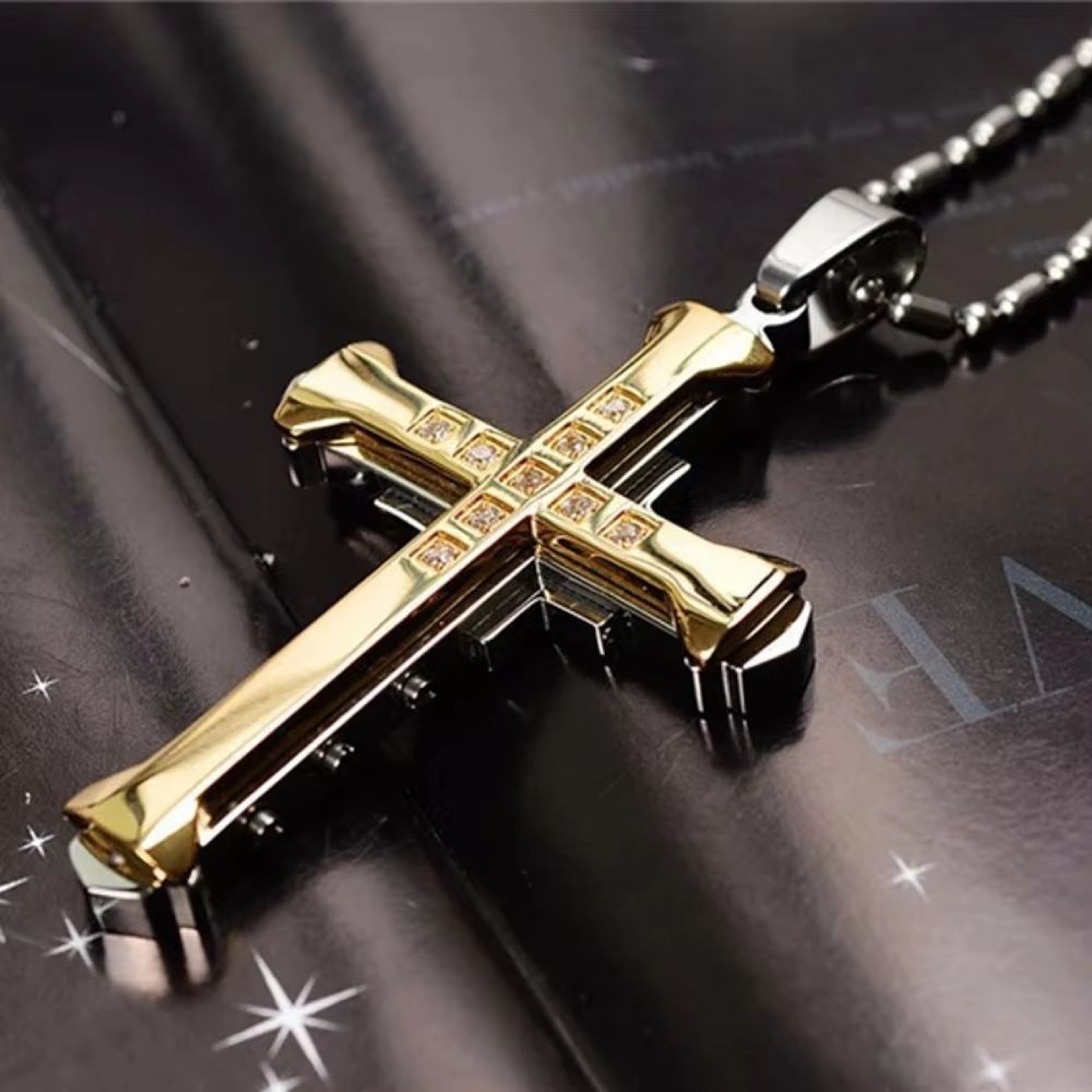 2024 Crystal Jesus Cross Pendant Necklace For Men Stainless Steel 4