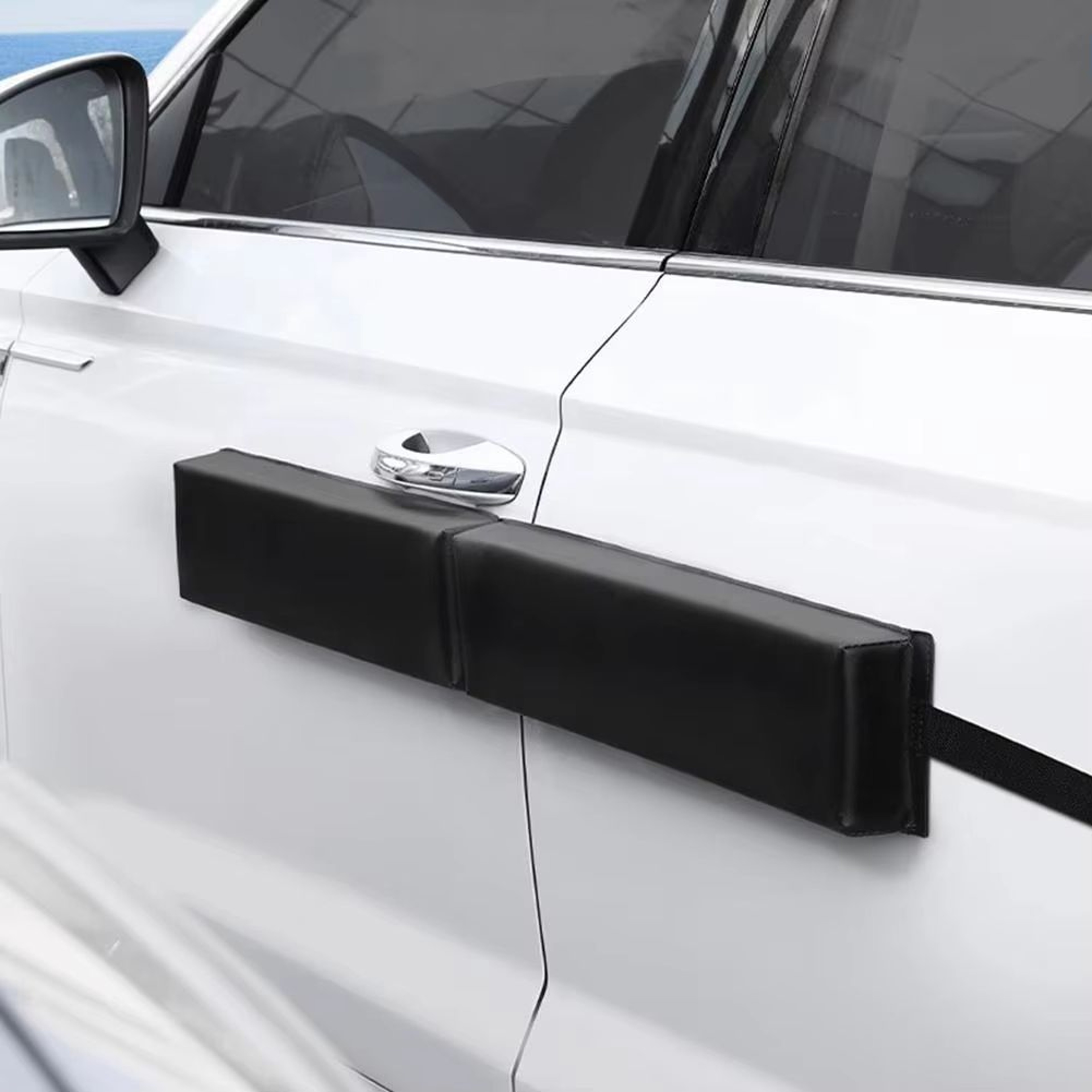 Magnetic Folding Car Door Edge Protectors  Set Of 4 AntiScratch Strips 0