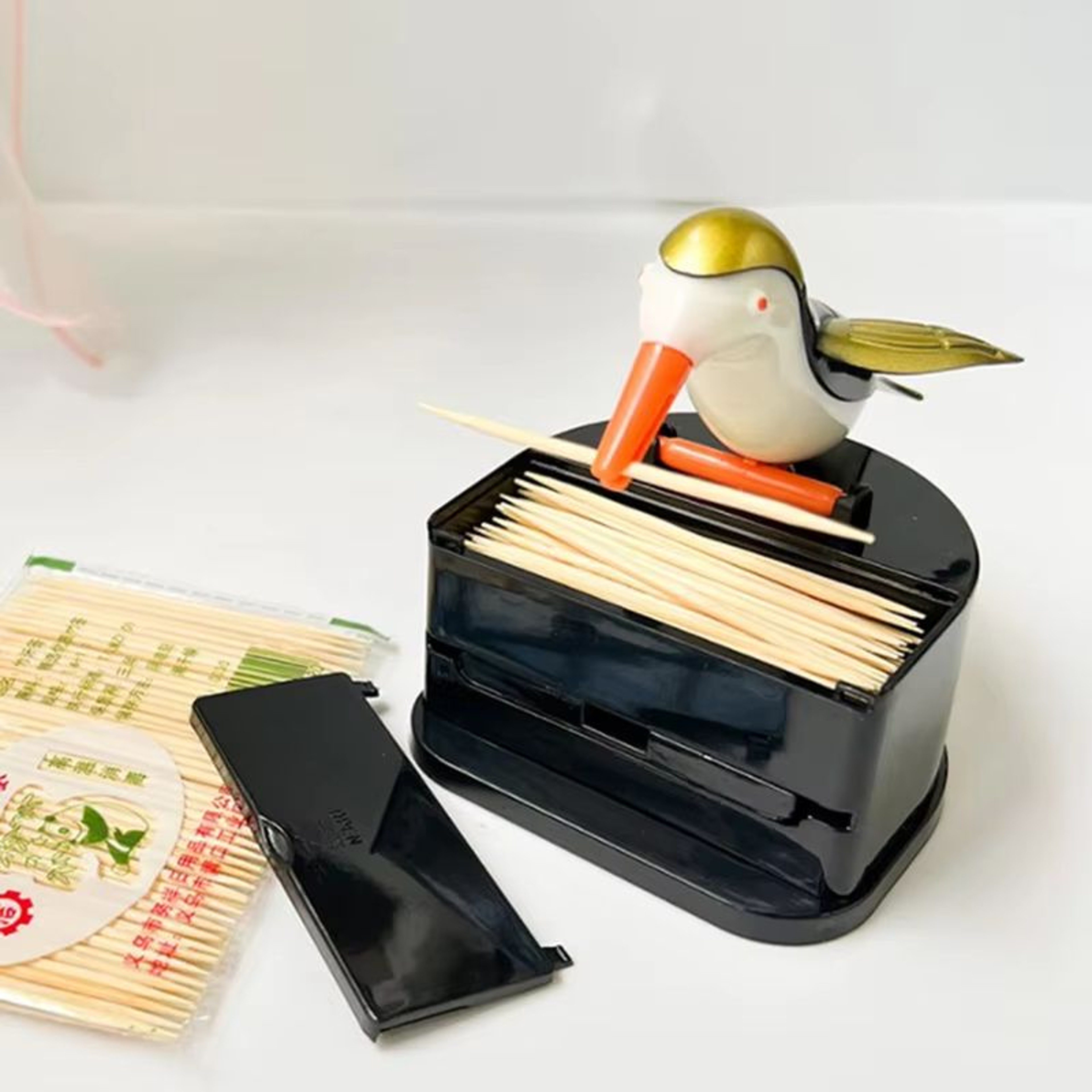Cartoon Bird Automatic Toothpick Dispenser  Cute PushButton Toothpick Holder For Kitchen And Dining 0