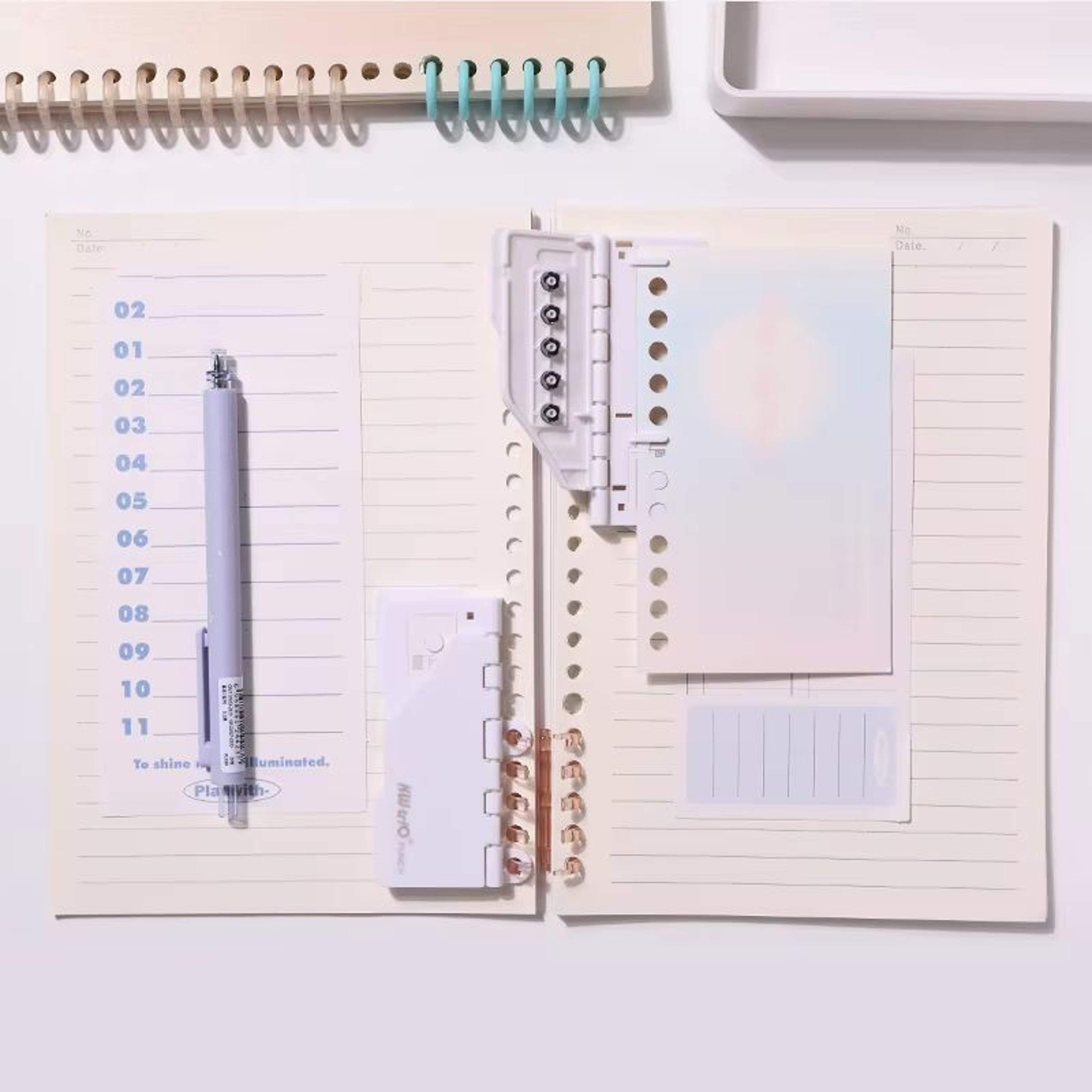 Portable 5 Hole Punch For Planners And Binders Lightweight Handheld Paper Punching Tool For Student 4