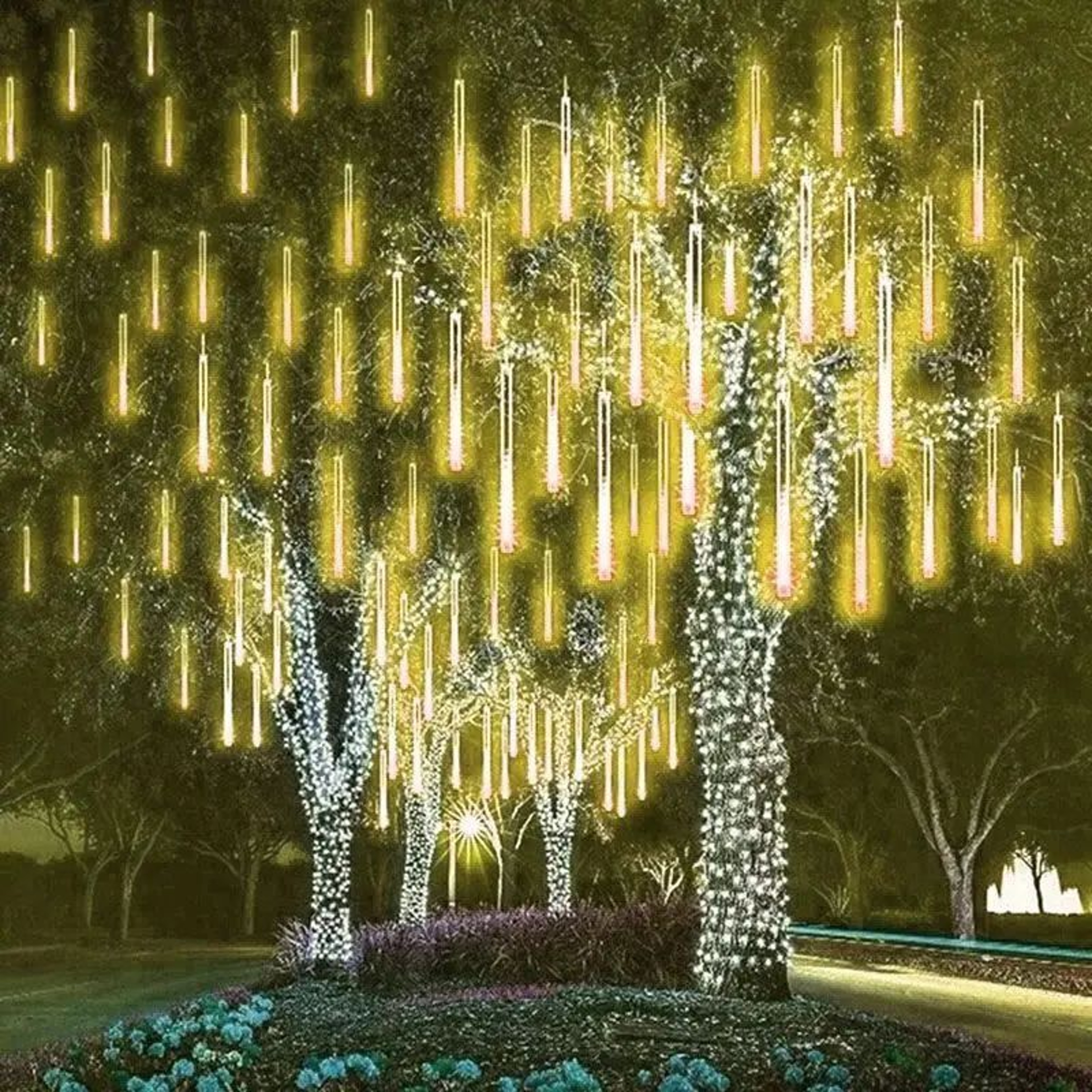 Outdoor Winter Lights for Holiday Gatherings