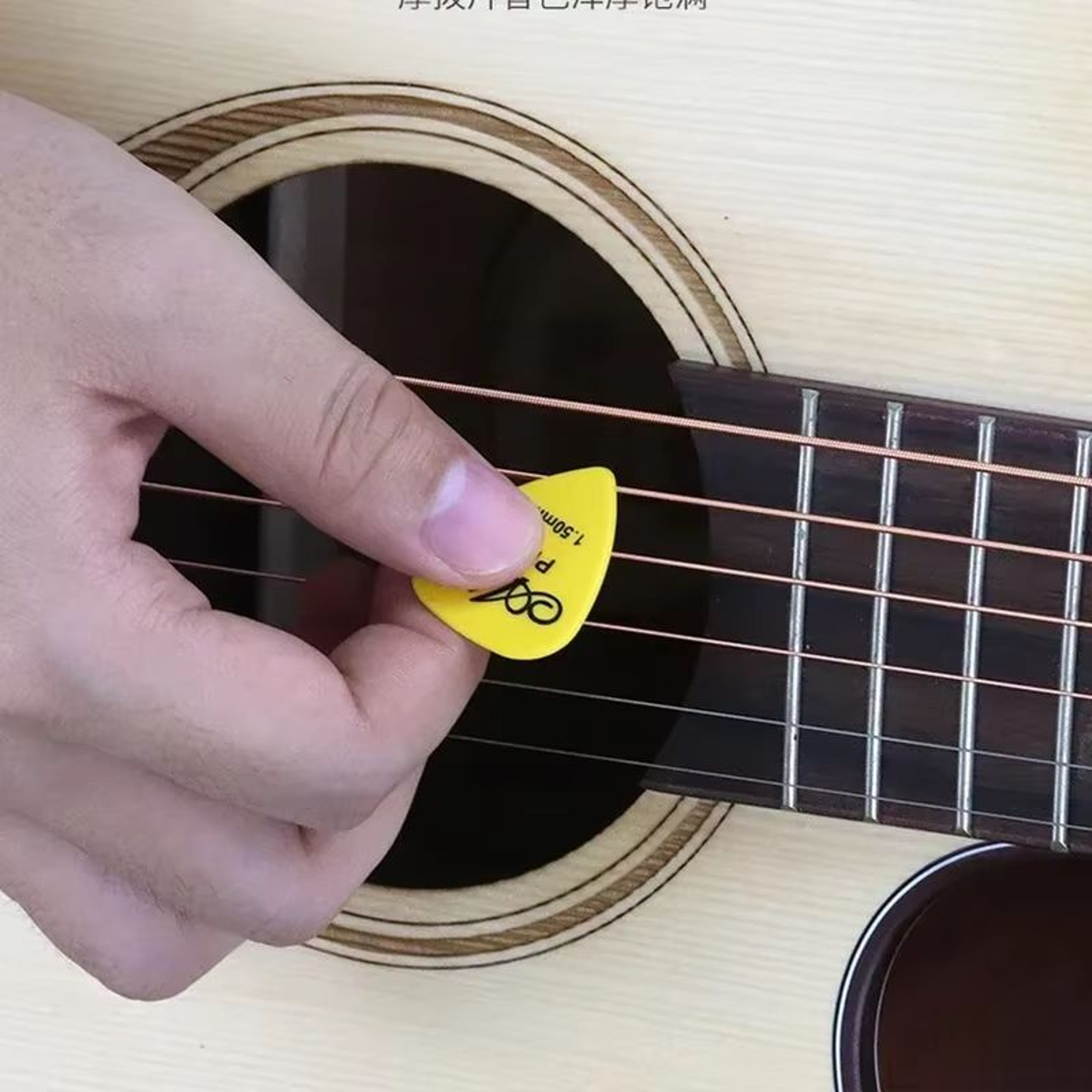 Guitar Picks MultiPack Set For Acoustic Electric And Bass 1