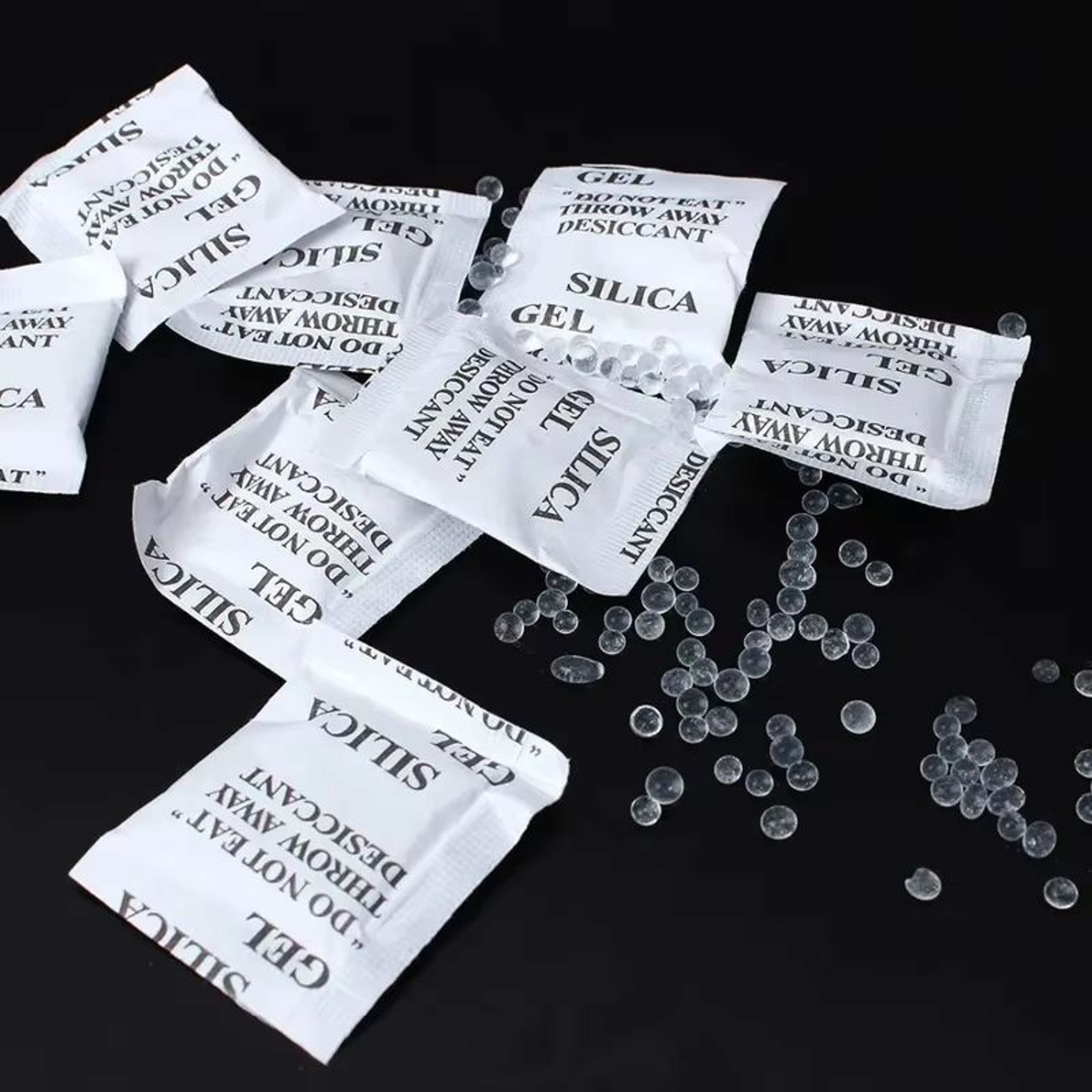 NonToxic Silica Gel Desiccant Moisture Absorber Packs For Room Clothes Food Storage 4