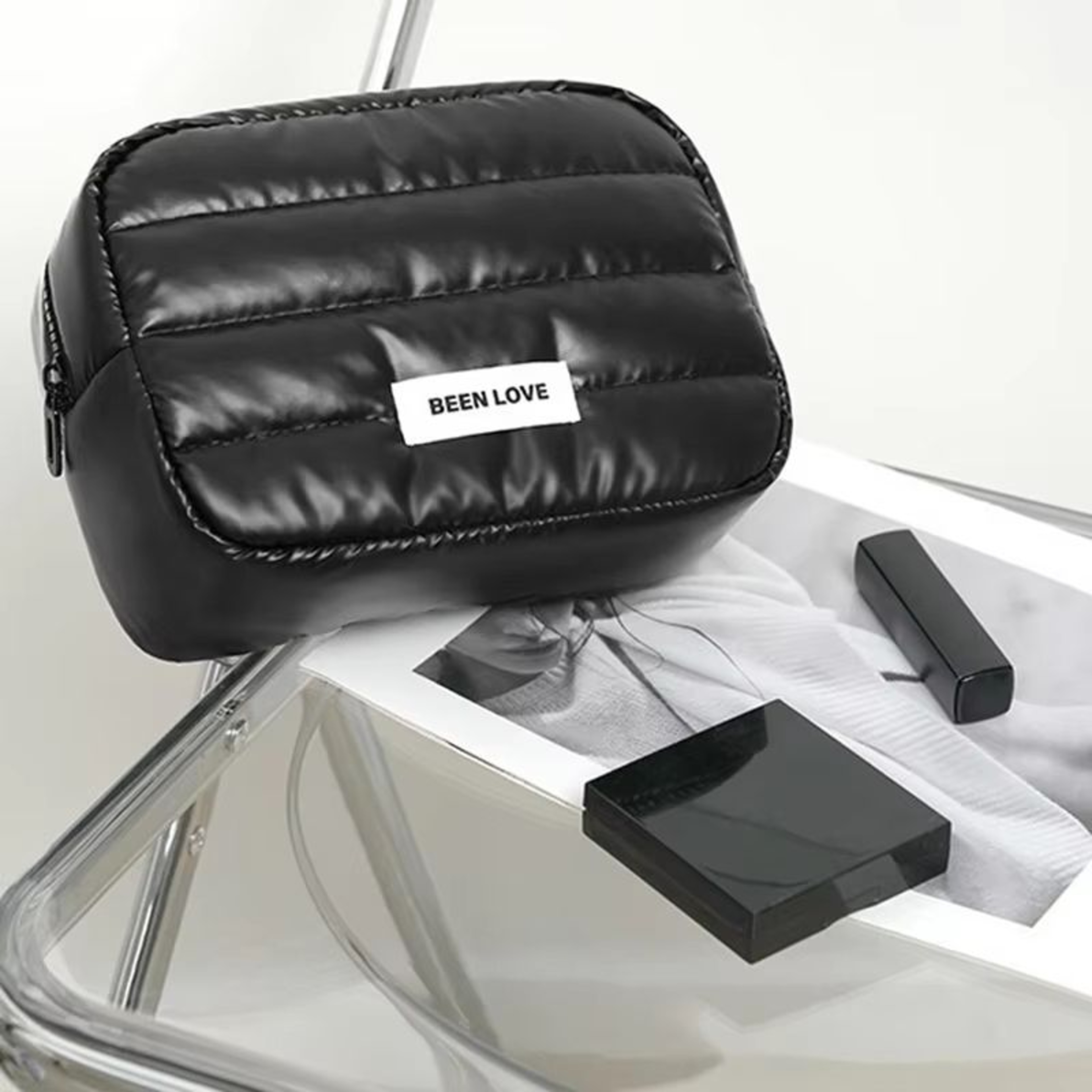 Fashion Large Capacity Makeup Bag Travel Organizer Portable Cosmetic Storage Washbag 2