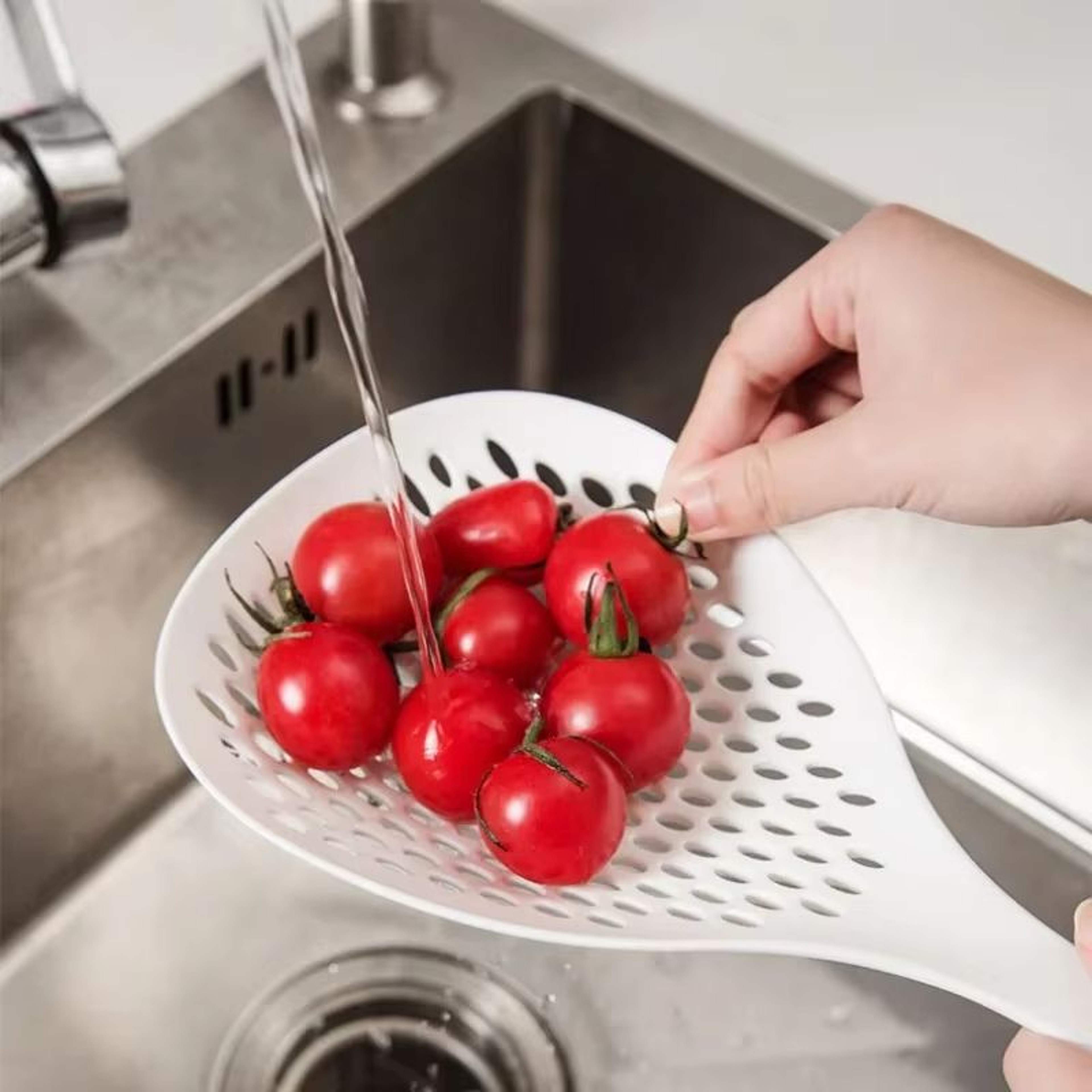 Large Nylon Colander Spoon  Thickened Long Handle With Dense Holes Perfect For Fishing Noodles And  0