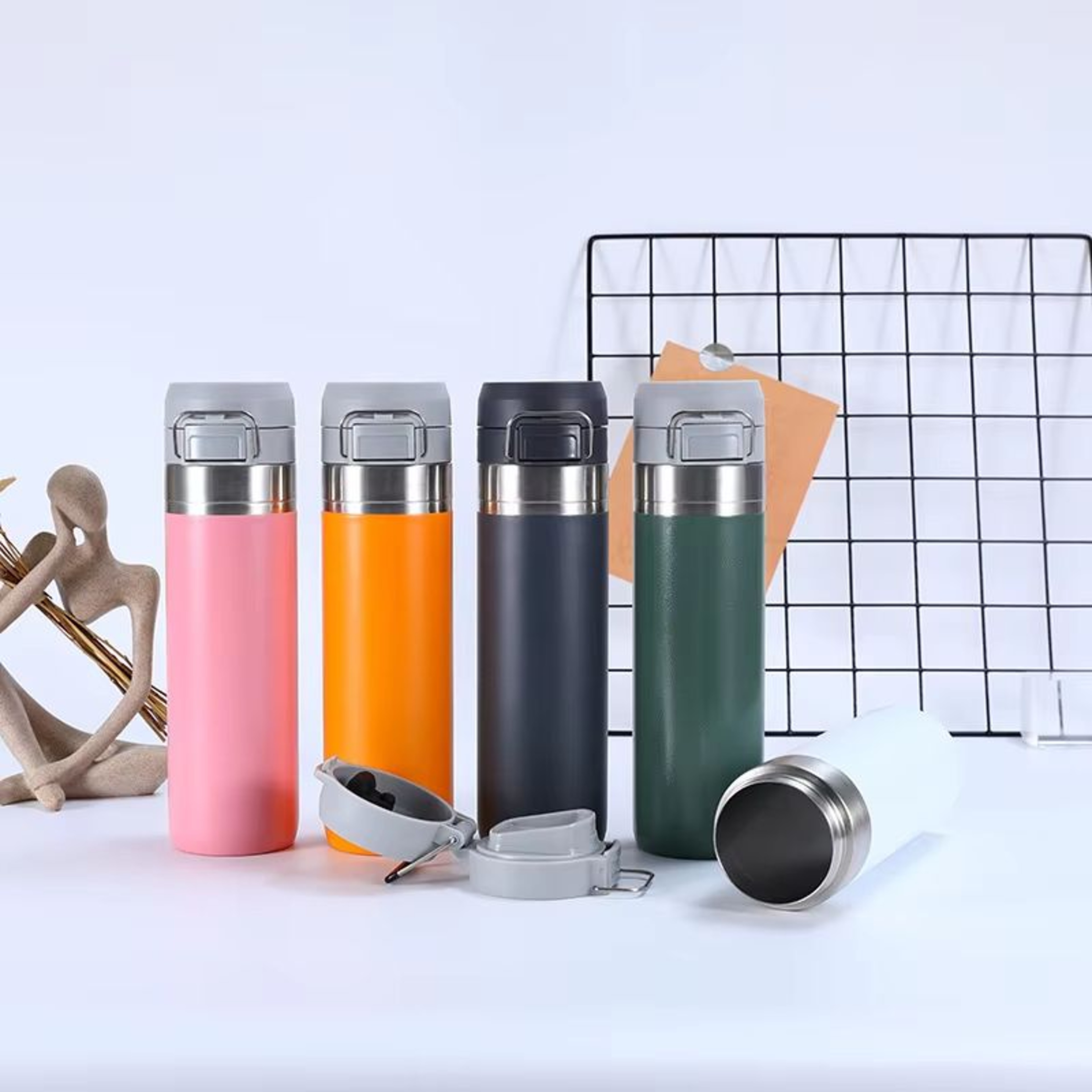 American 304 Stainless Steel Insulated Cup  LargeCapacity Portable Sports Water Bottle Vacuum Spray 0