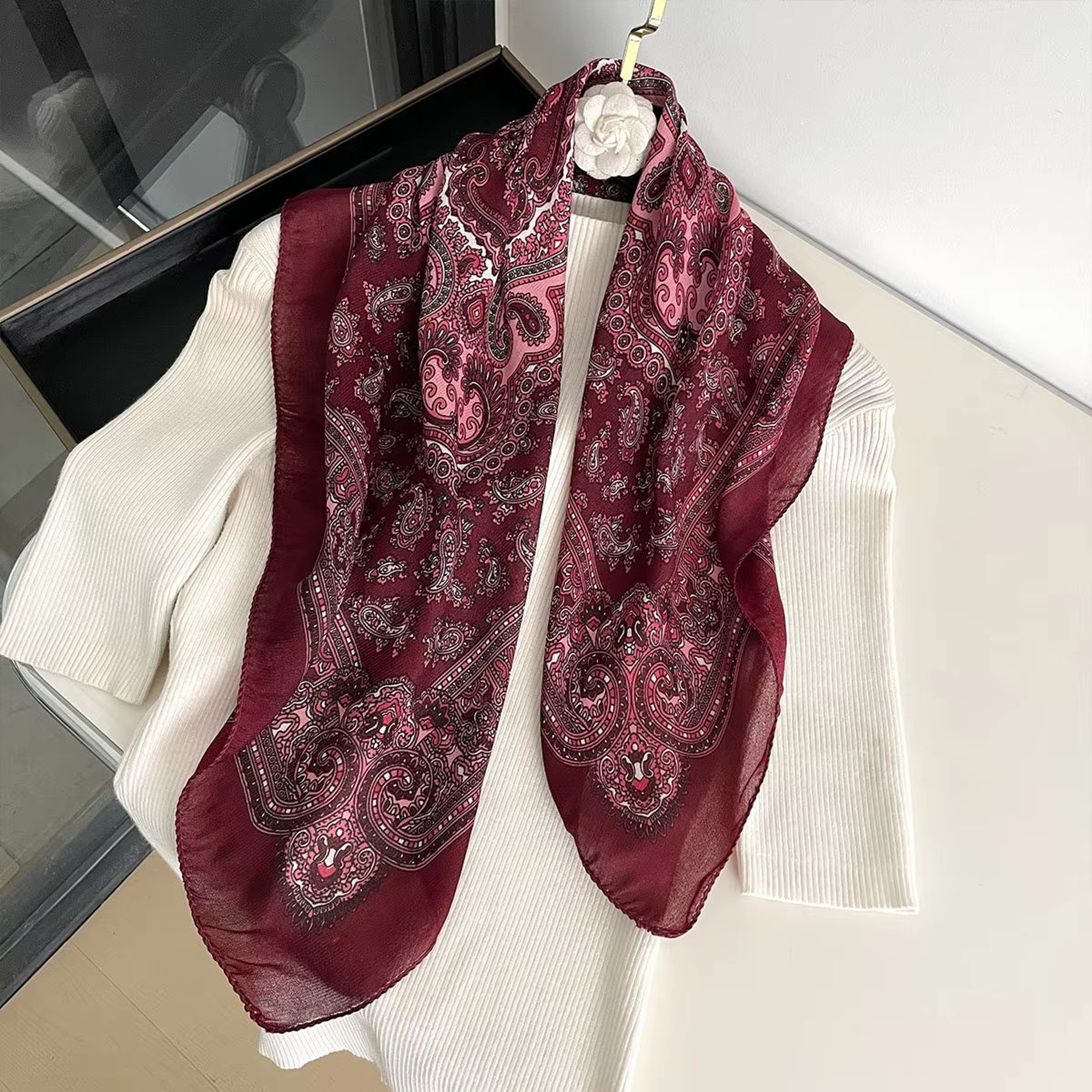 Womens Paisley Print Cotton Texture Square Scarf  2756x2756in Decorative Shawl Headband  Luxury Nec 15