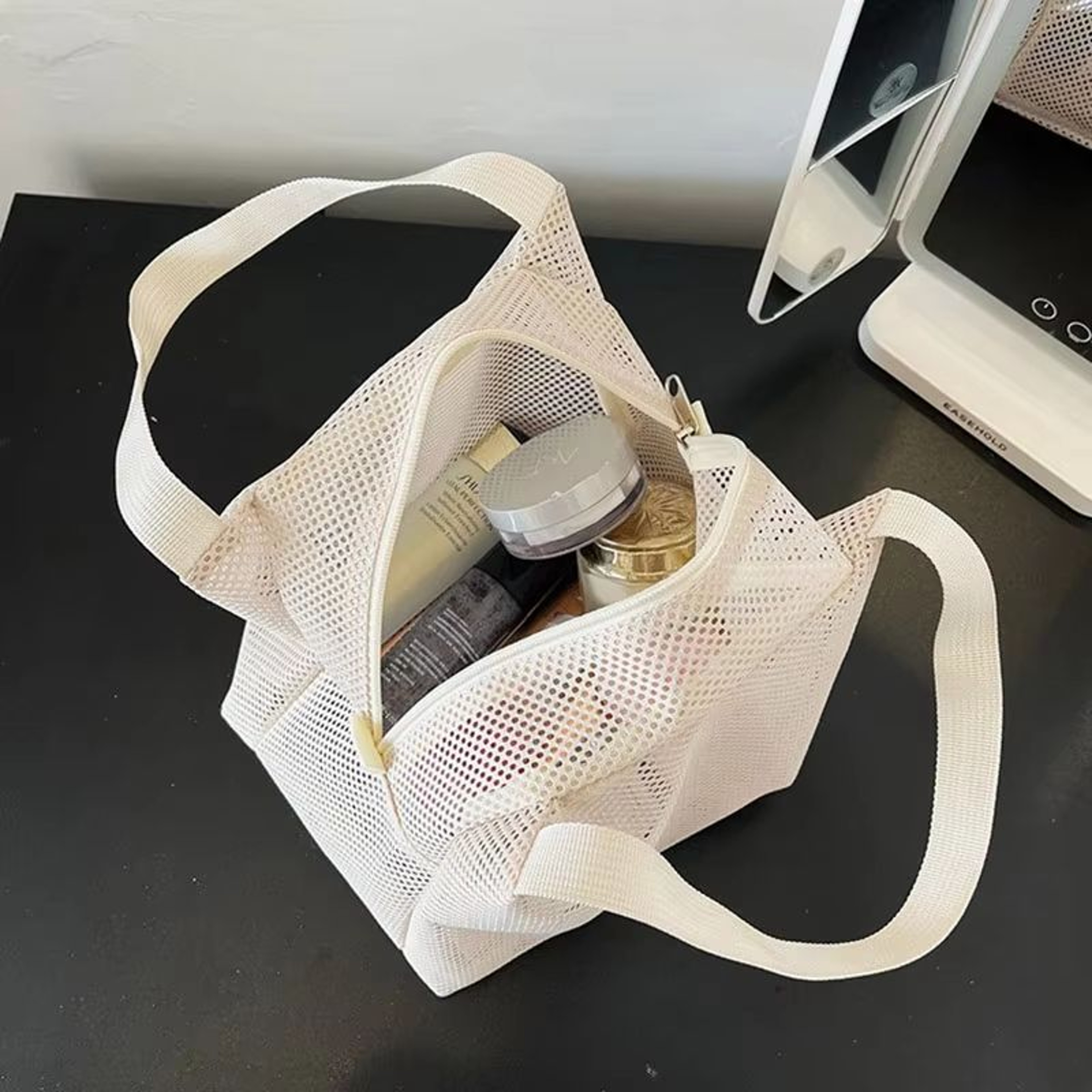 Large Capacity Mesh Travel And Cosmetic Zipper Pouch With Handle 1