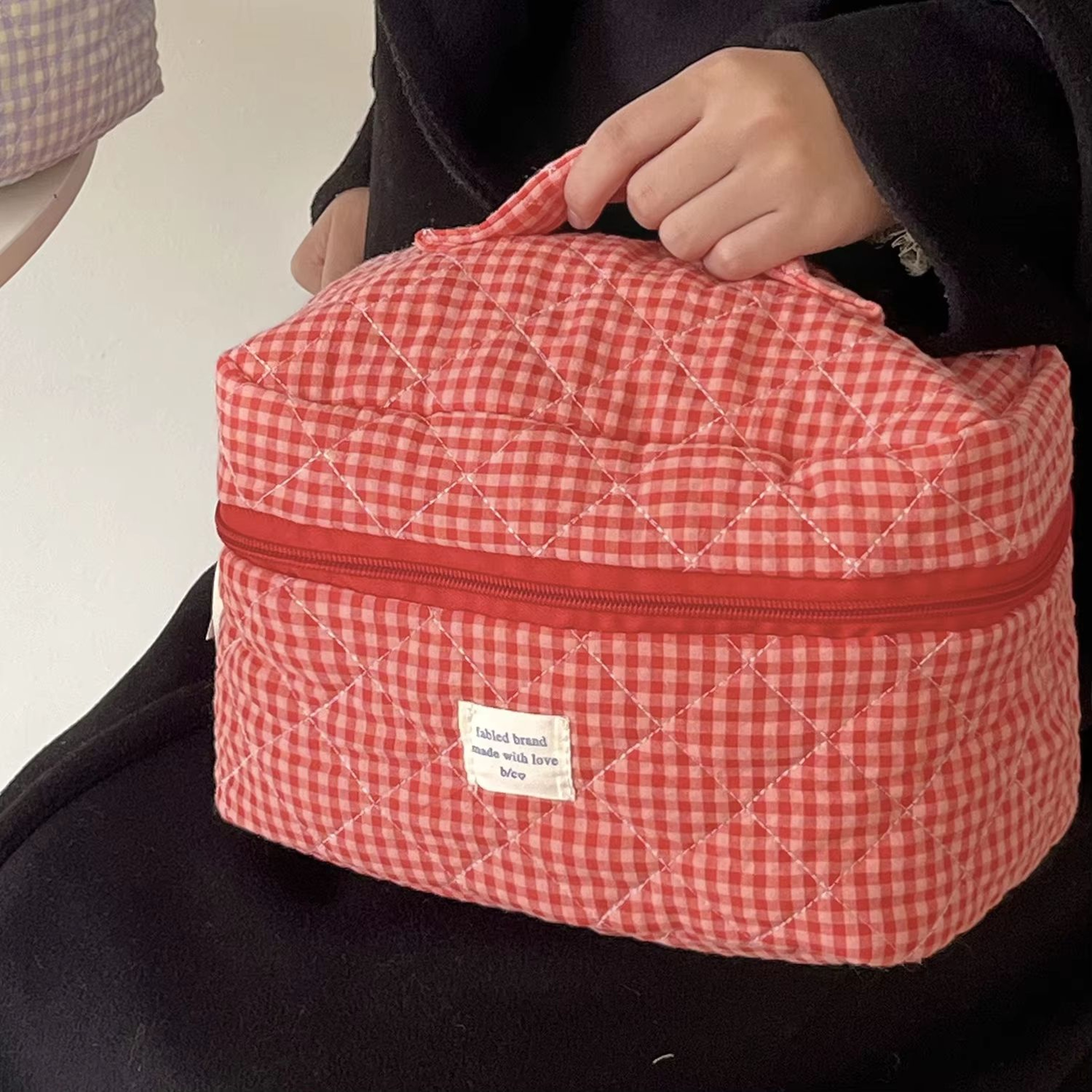 Large Capacity Plaid Makeup Bag Portable Cosmetic  Toiletry Organizer 2