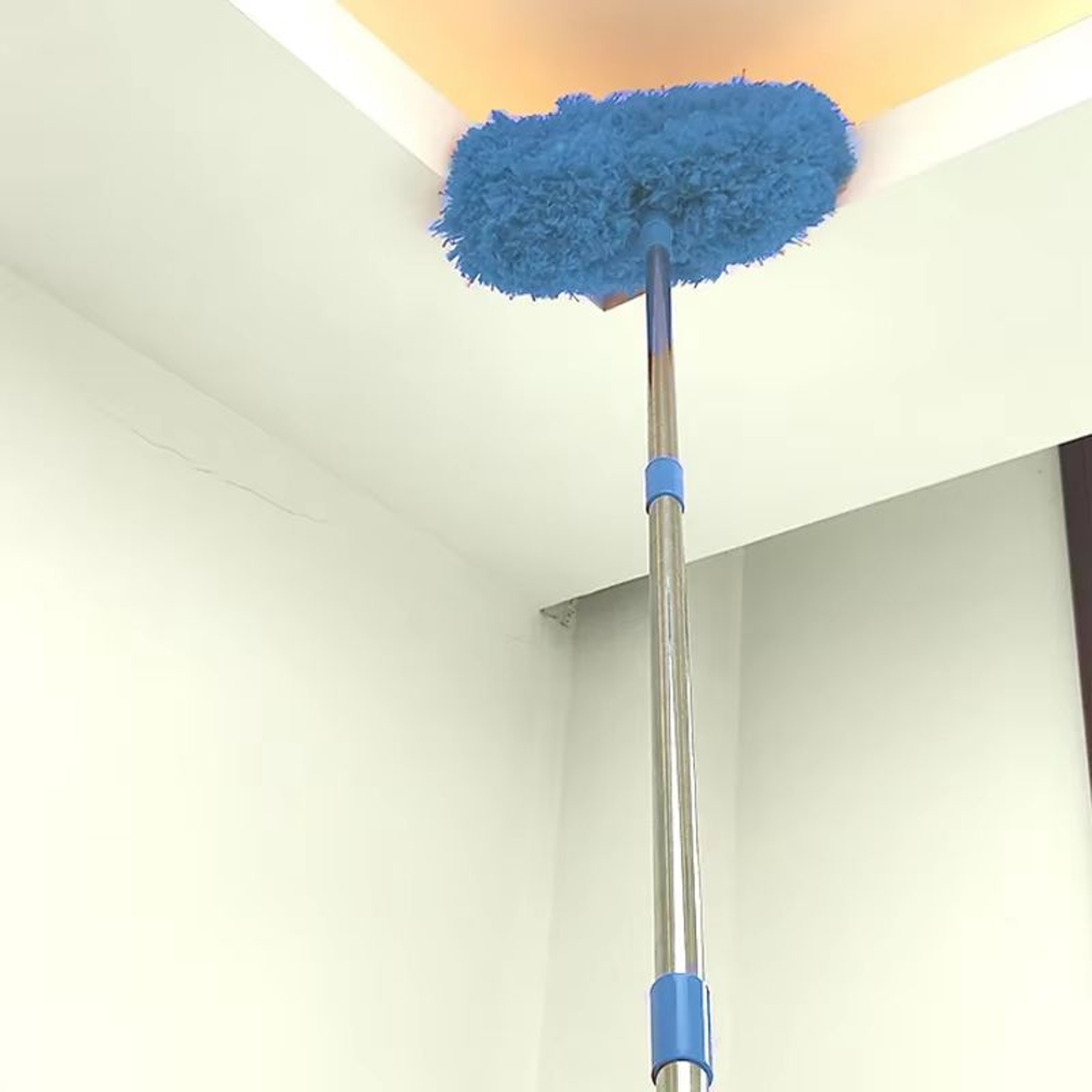 Long Handle Ceiling Fan Duster With Scalable Ring Brush For Home Cleaning 1