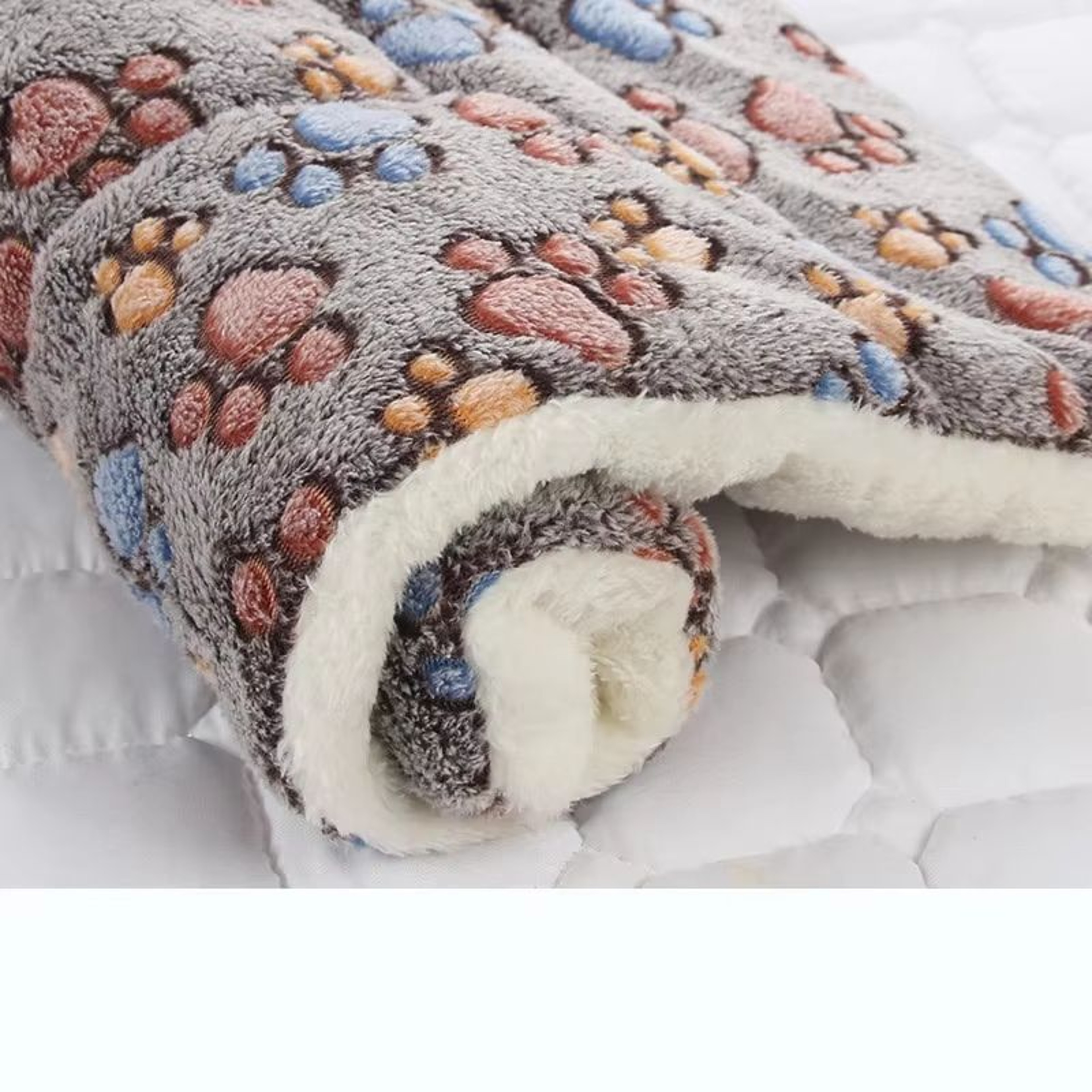 Flannel Thickened Soft Pet Bed Mat Warm Sleeping Blanket For Dogs And Cats 6