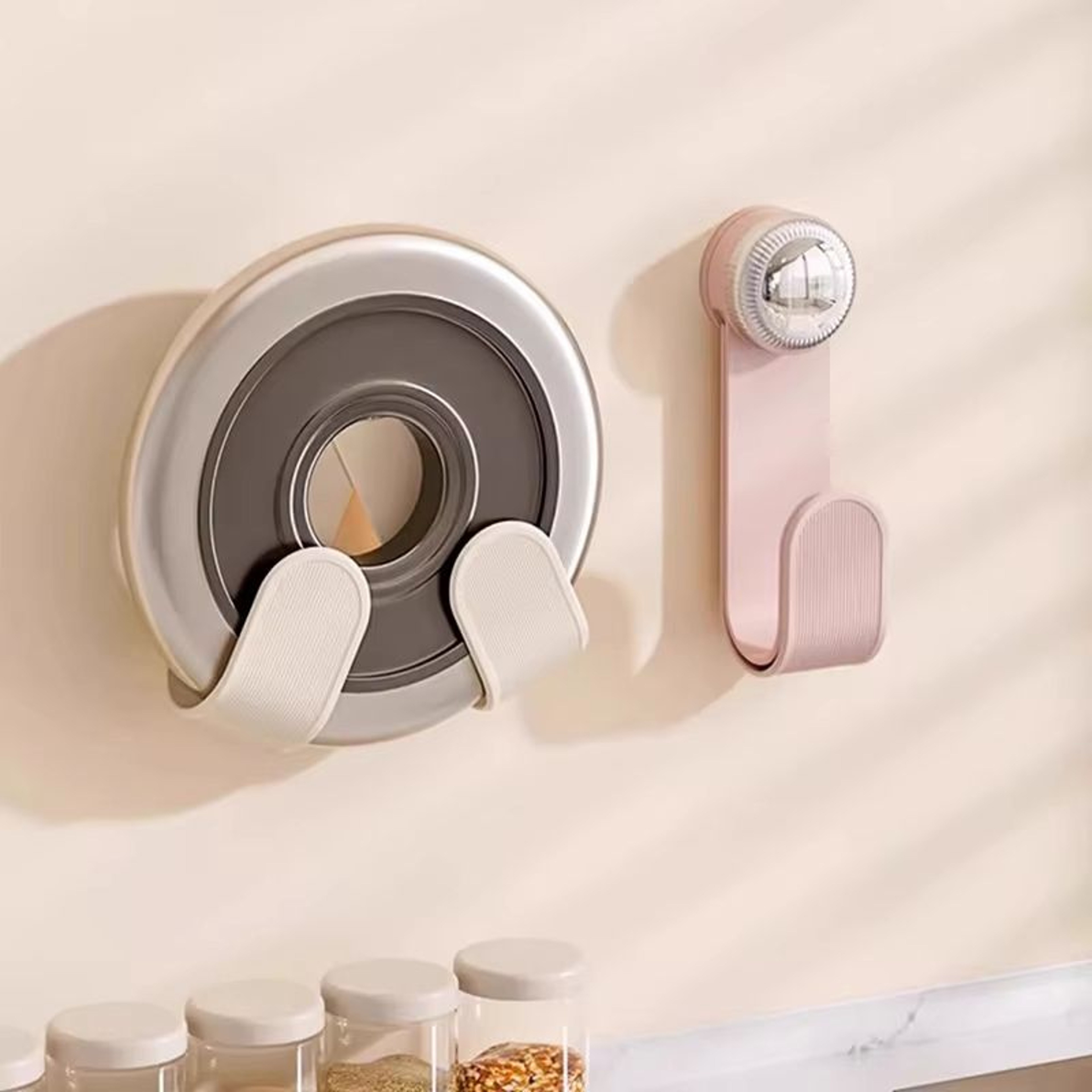 Suction Cup Rotating Pot Lid Rack No Punching Kitchen Utensil Storage Organizer 4