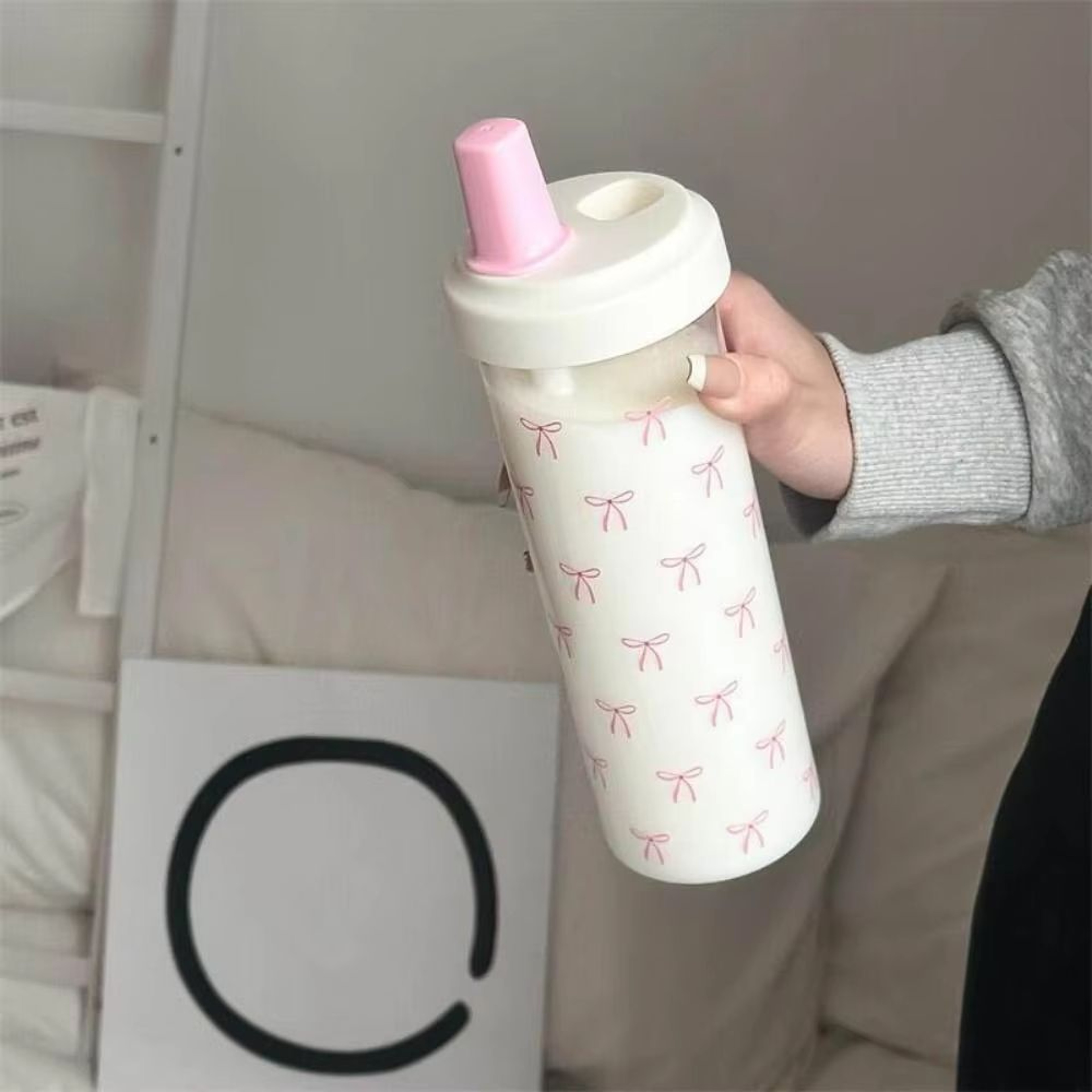 Cute Bowknot Straw Water Bottle Cup With Lid Large Capacity Plastic Tumbler For Juice Milk Bubble T 2