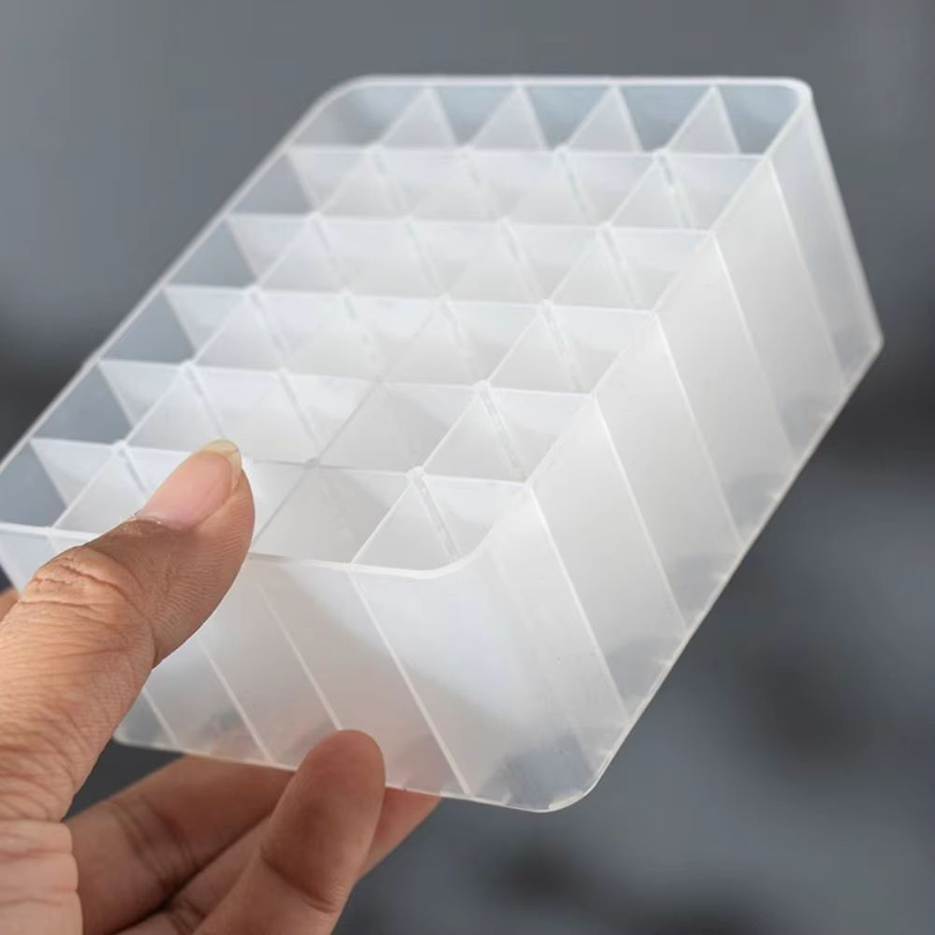LargeCapacity Marker  Brush Pen Holder With 123040 Slots Table Organizer 3