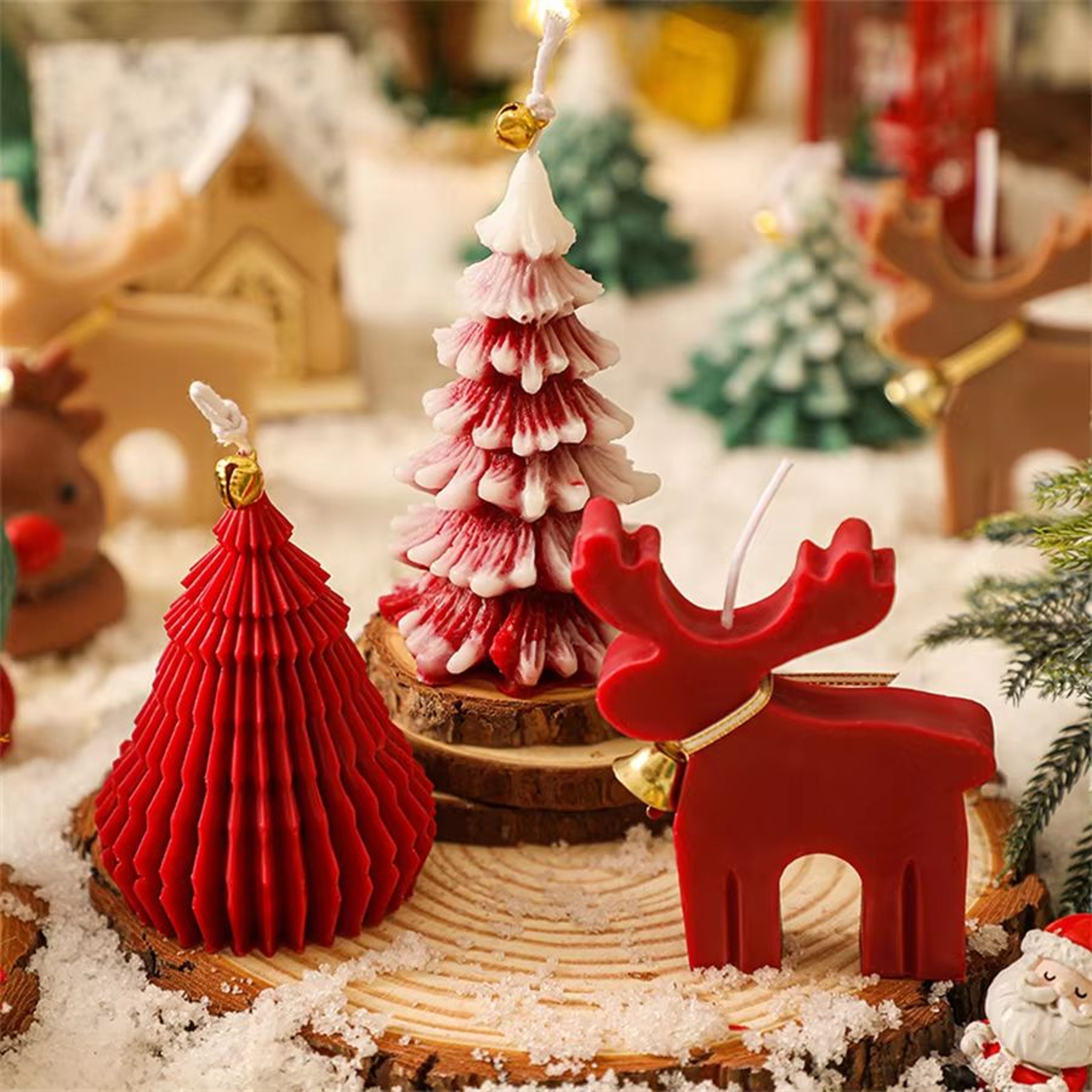 Red Reindeer Scented Christmas Candle Festive Home Decor Gift 4