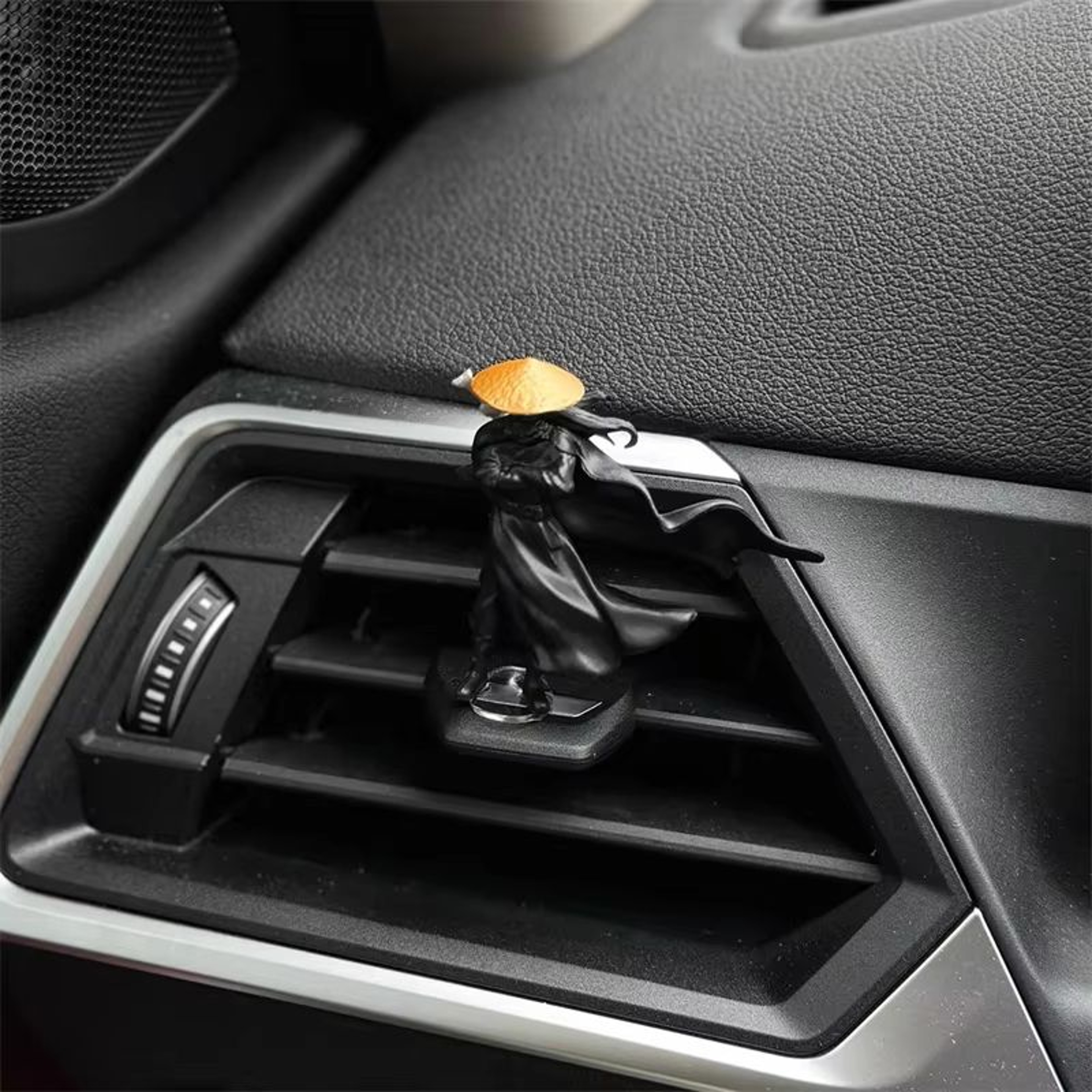 Handcrafted Resin Ninja Samurai Mini Figure For Car And Desk Decor 2