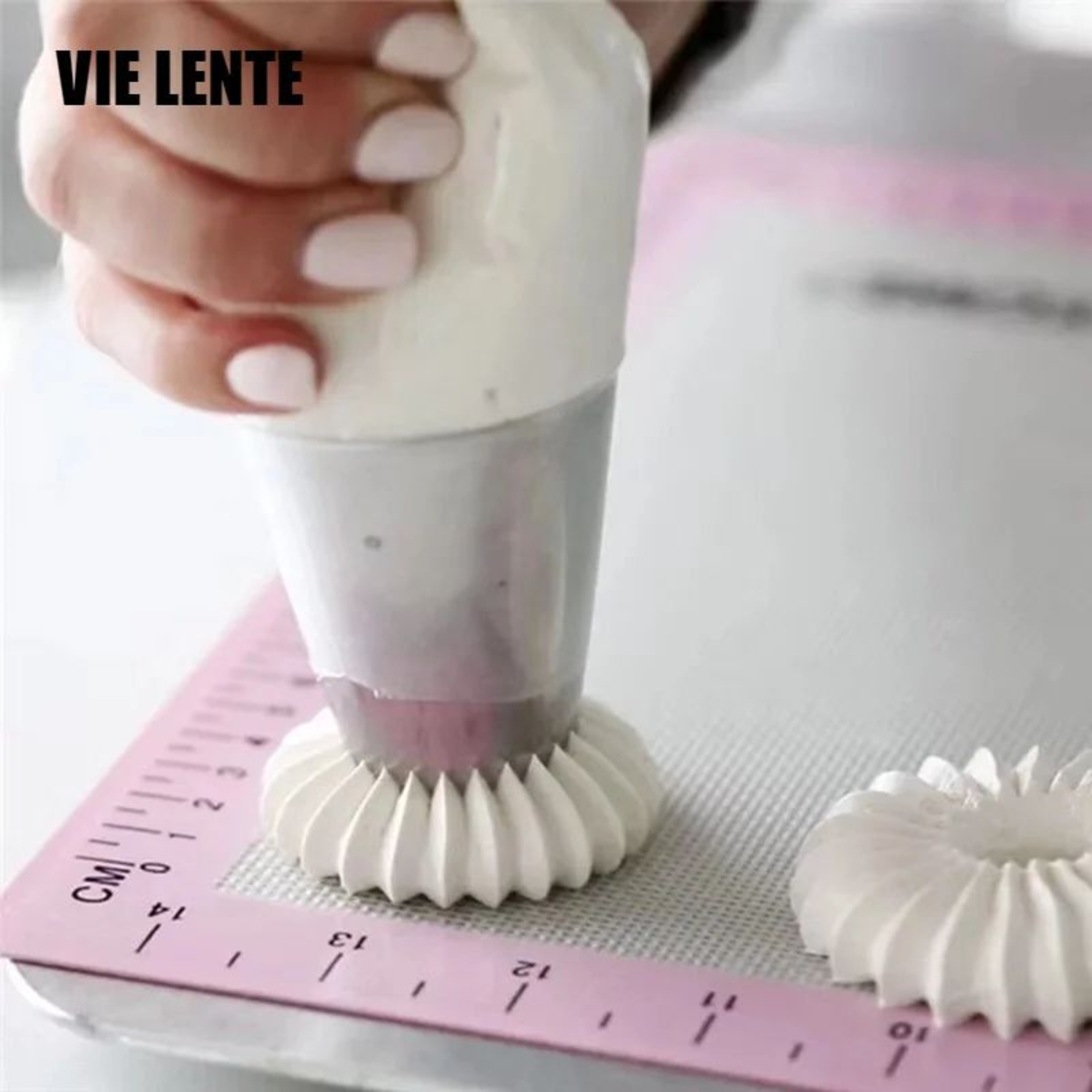 Stainless Steel Flower Mouth Pastry Nozzles 1 Or 2 Pcs For Cake Decorating 0