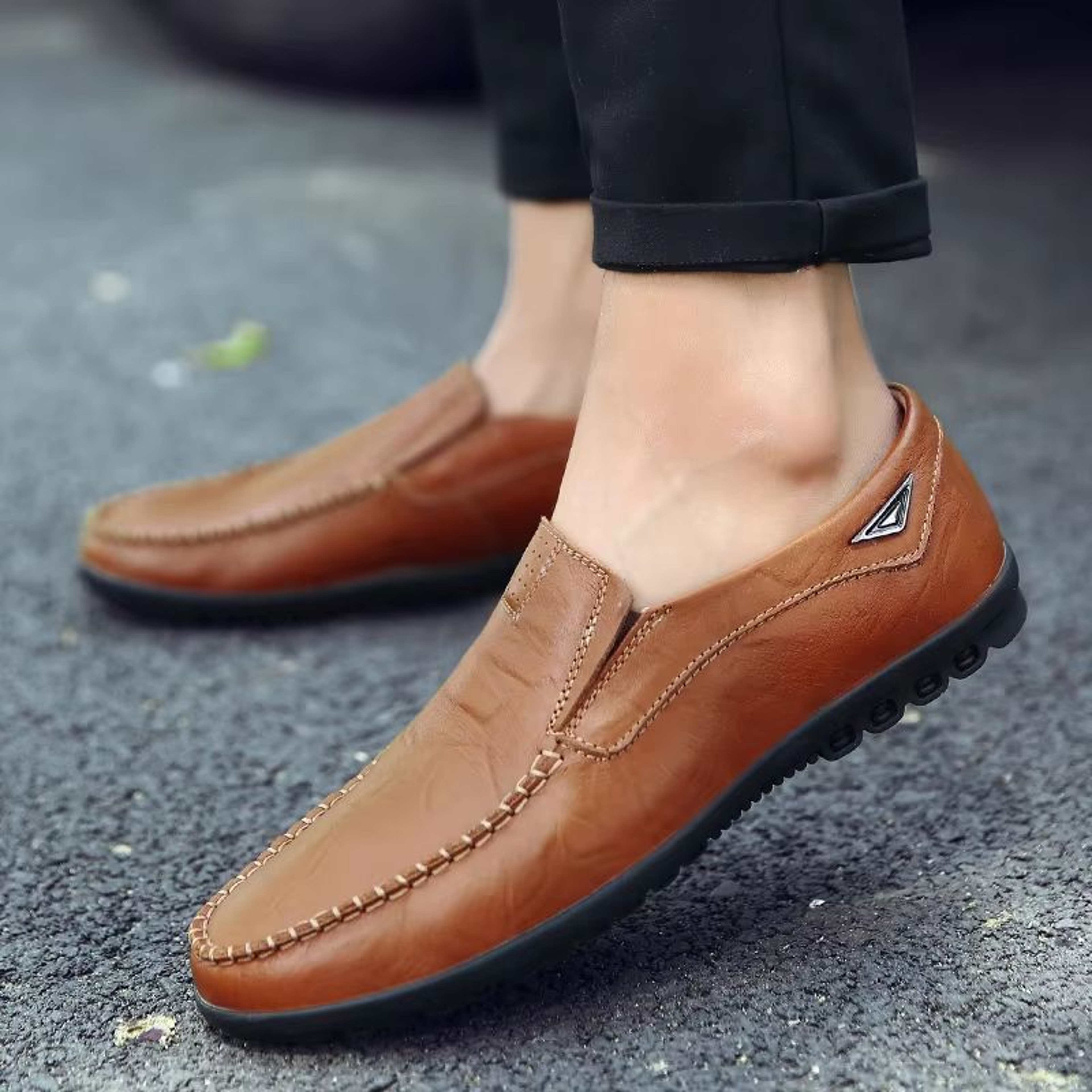 CLOHOO Handmade Mens Loafers Anti Slip Leather Slip On Driving And Business Casual Shoes 5