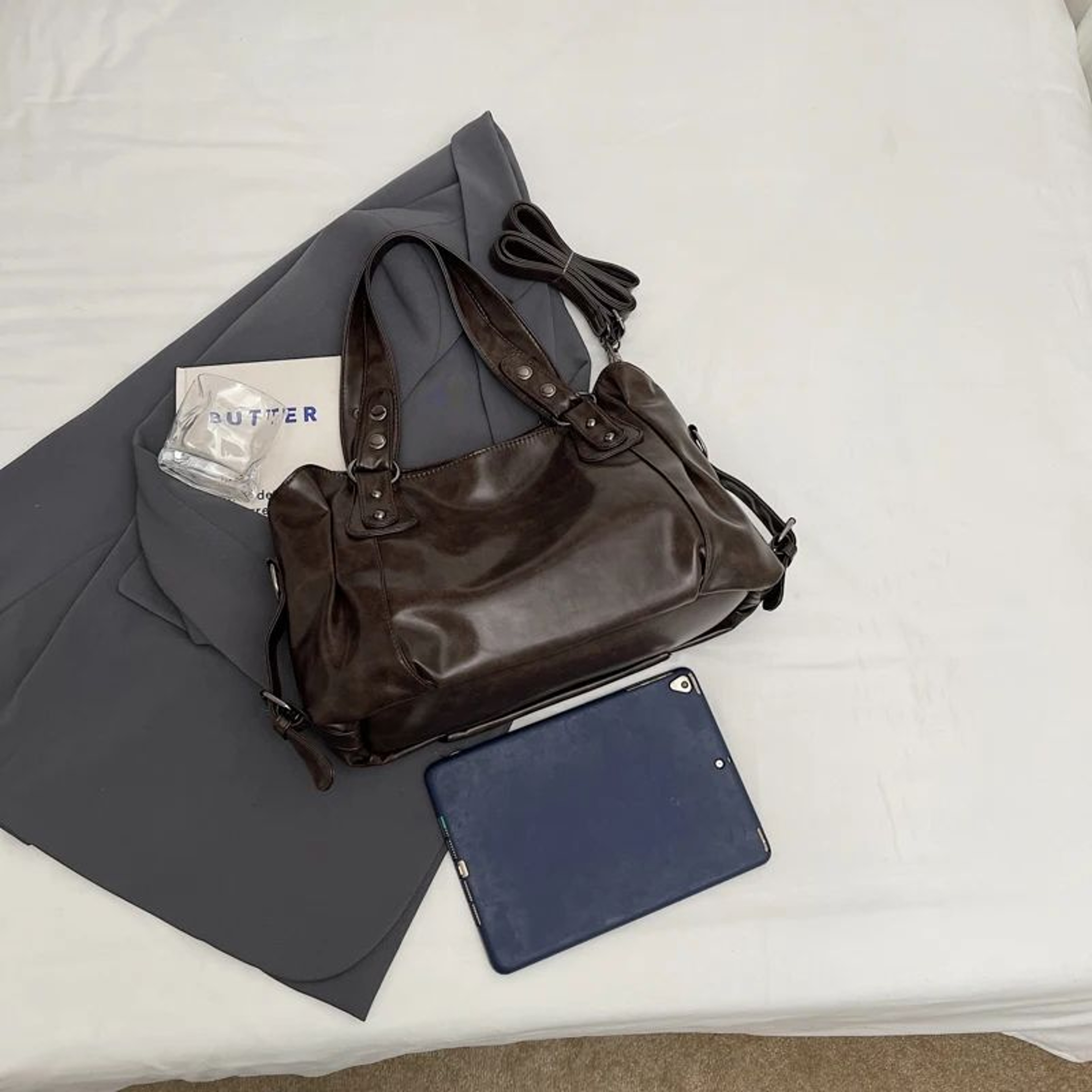 Vintage Chic Large Capacity PU Leather Shoulder Tote Bag 2