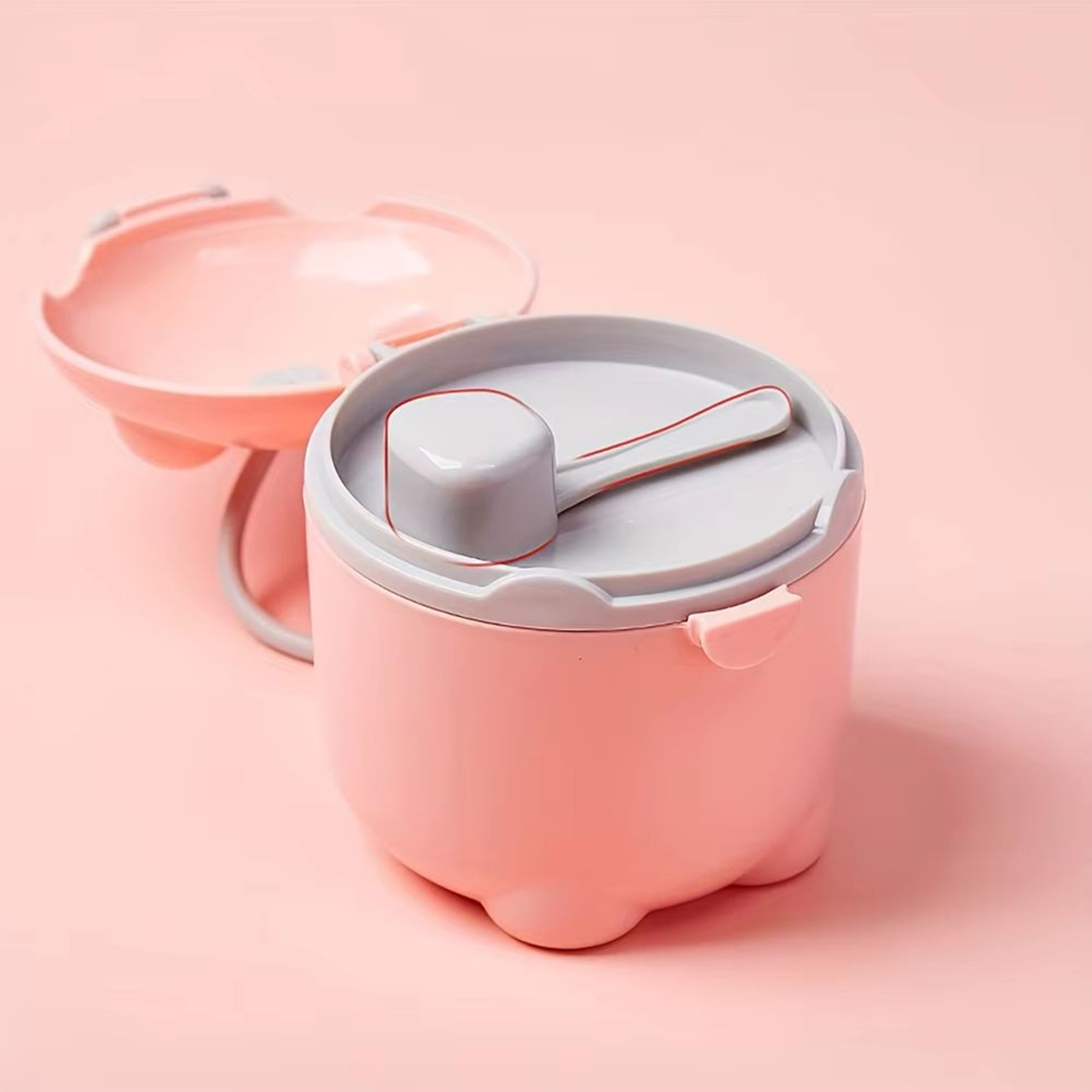 Portable Cartoon Milk Powder Container With Spoon For Baby Feeding 2