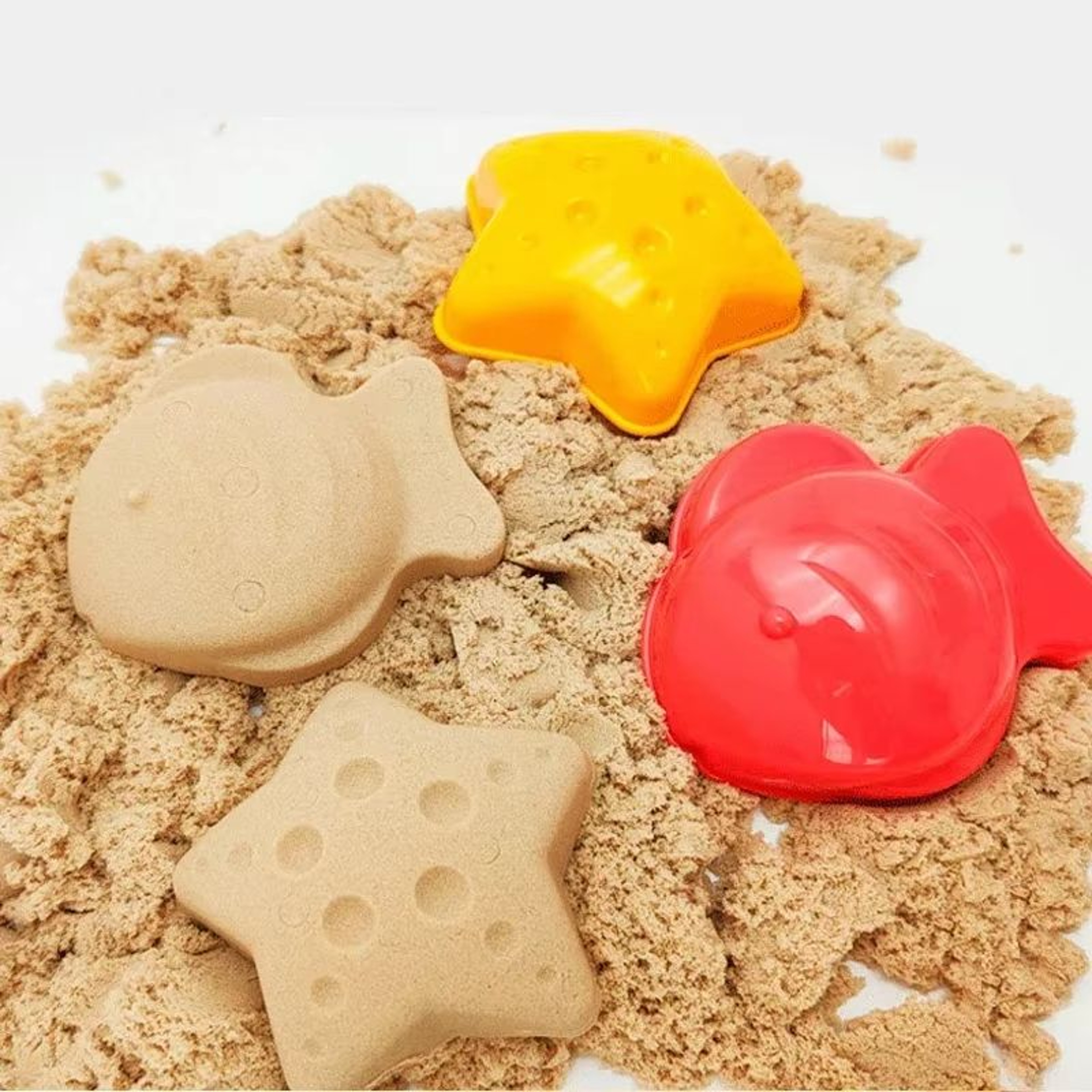 SunnyDig Mini Childrens Beach Toy Set With Large Shovel And Bucket 2
