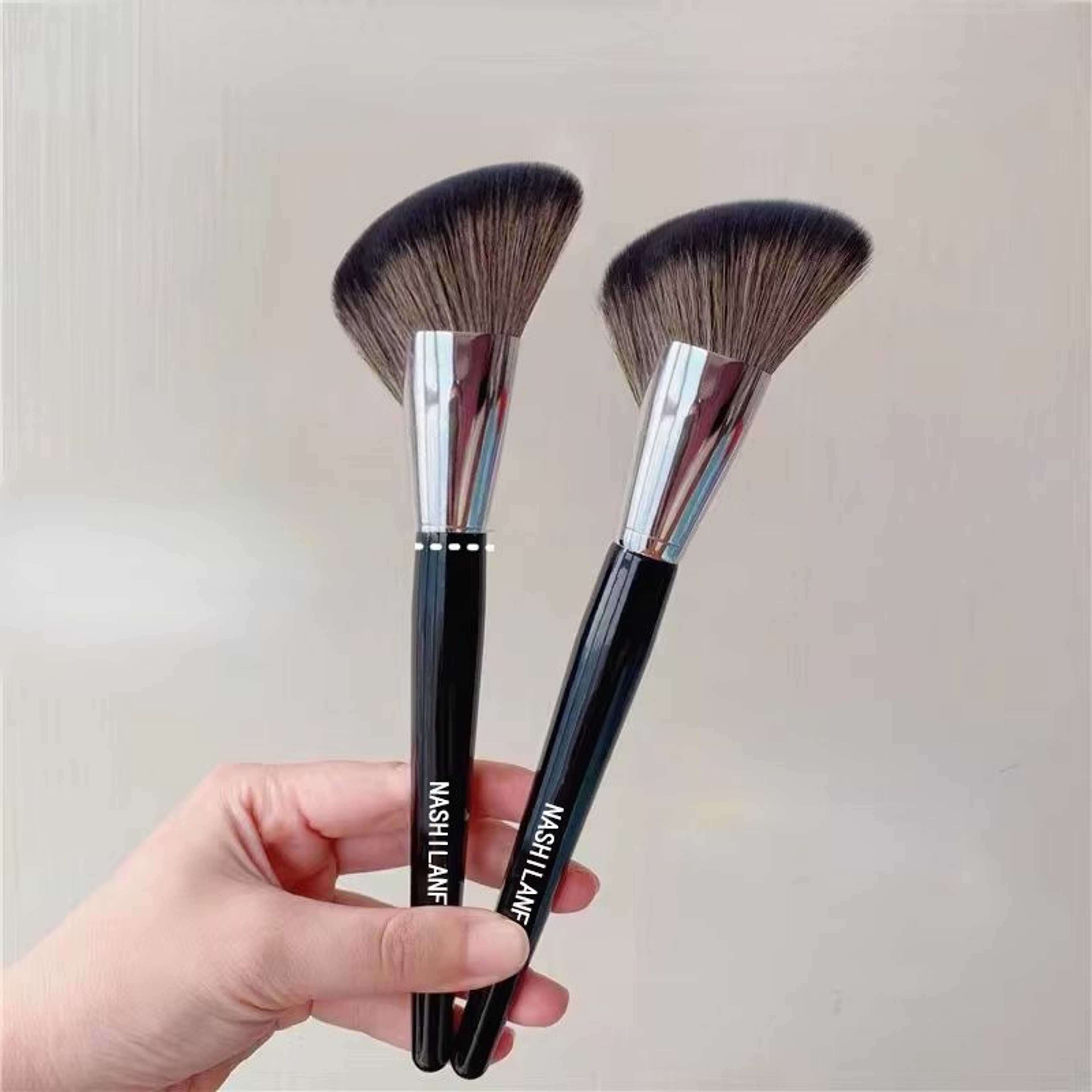 Black Sculpting Contour Brush  Large Angled Bronzer Brush For Blush Powder  Face Sculpting 0