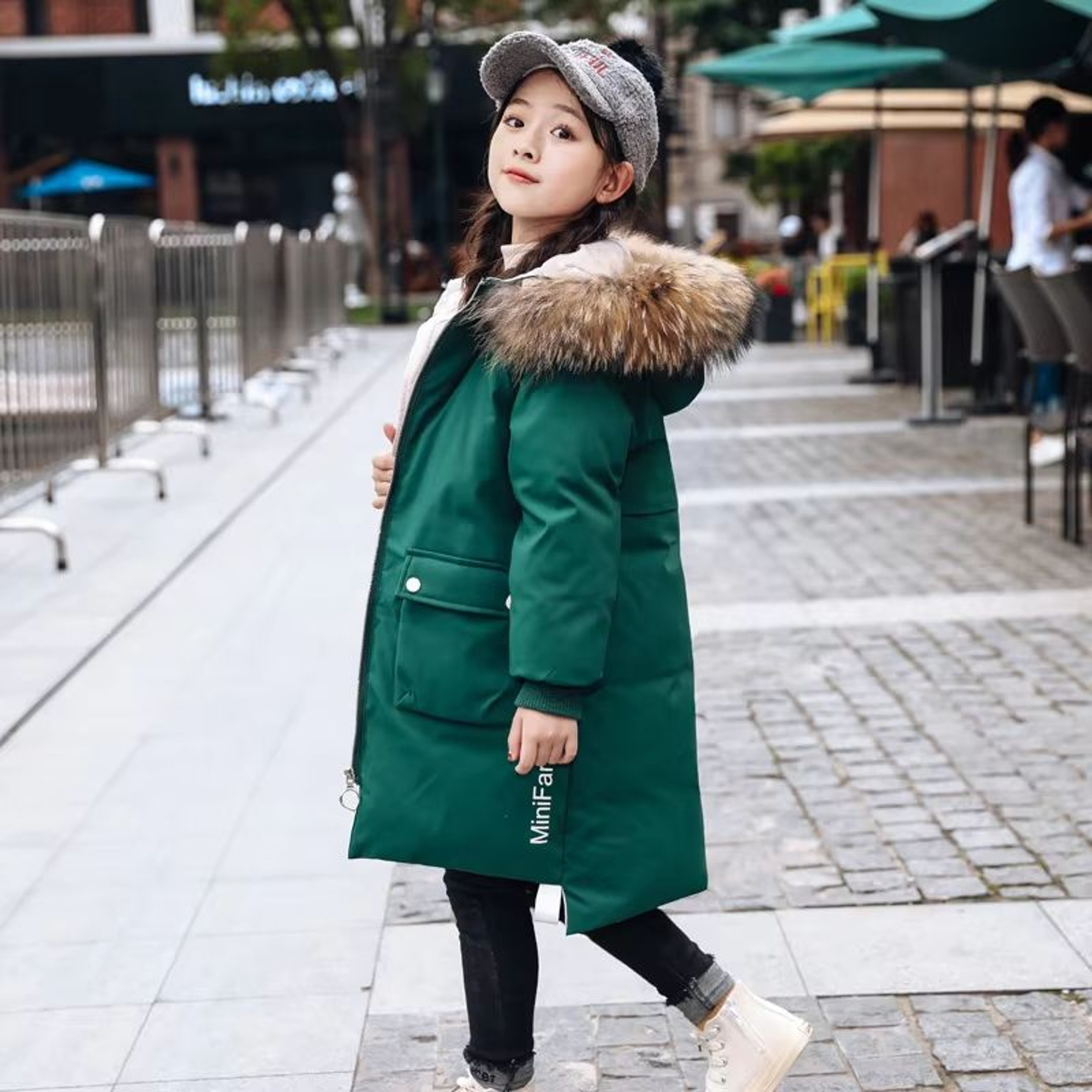 FrostBelle Girls Winter Parka Coat Faux Fur Hooded Girls Winter Jacket Long Warm Teen Girls Fur Col 5