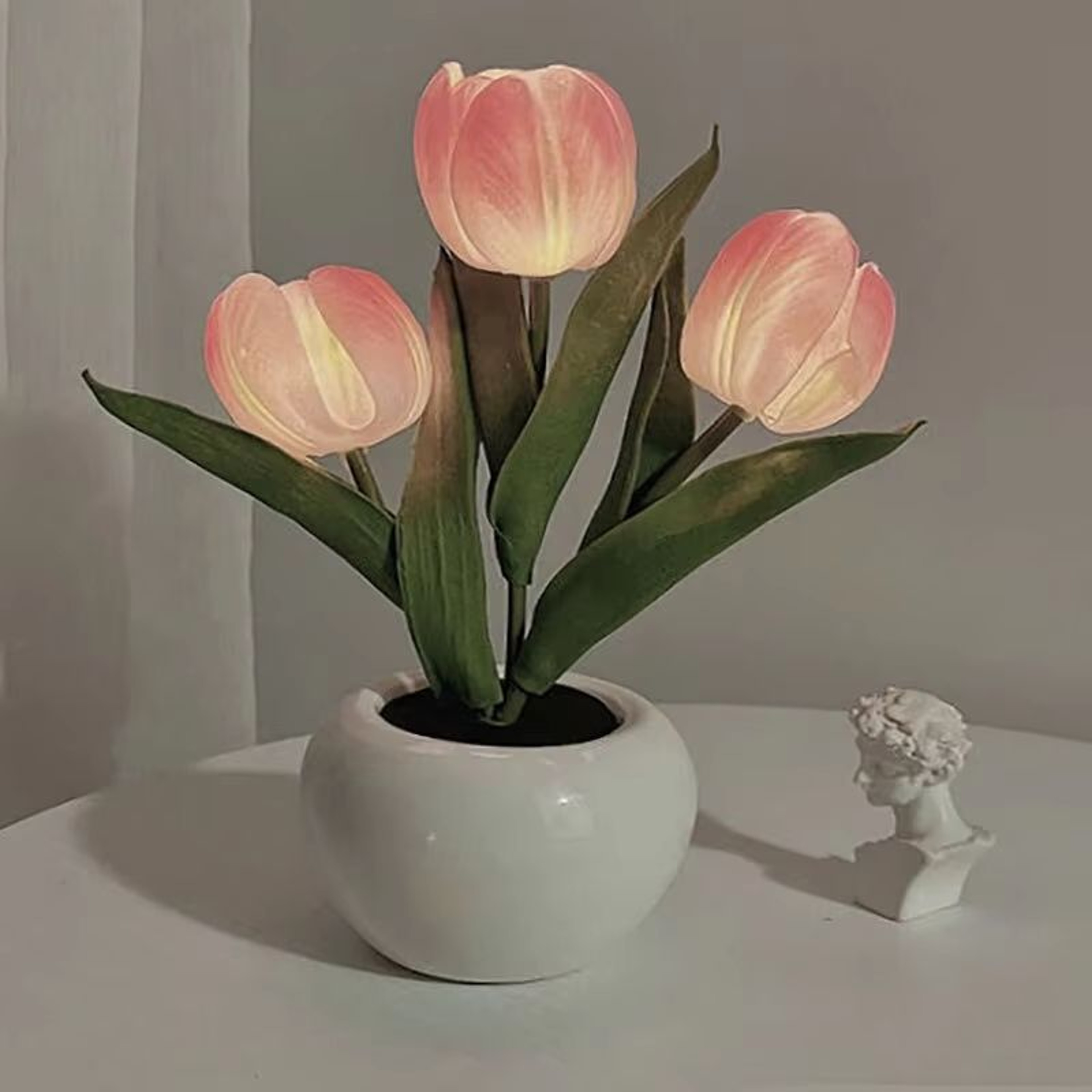 LED Tulip Night Light Bouquet  Romantic Battery Powered Bedside Flower Lamp 1