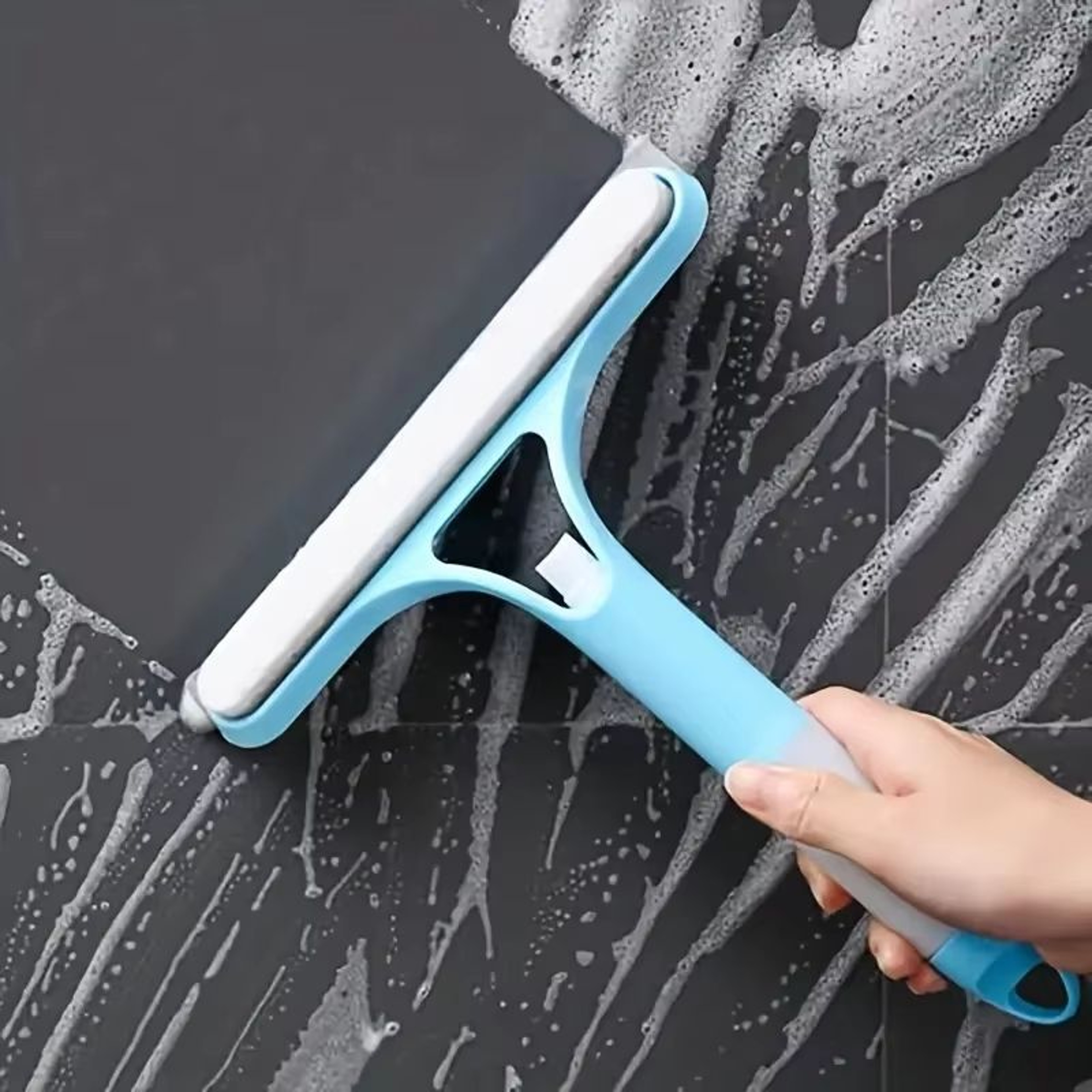 3 In 1 Spray Window Cleaning Tool Glass Scraper And Mirror Cleaner 6