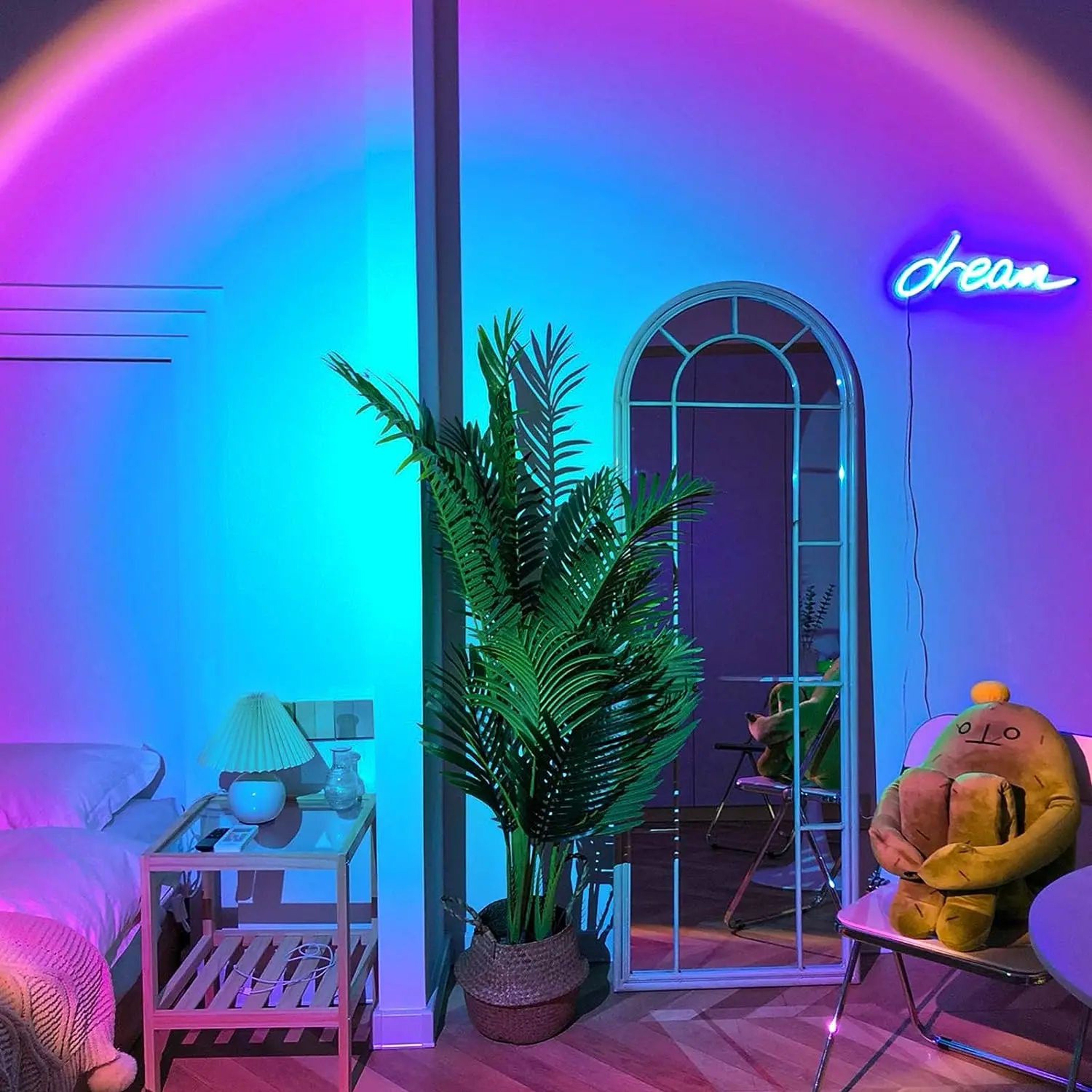 USB Sunset Projection Lamp For Room Decor And Aesthetic Mood Lighting 3