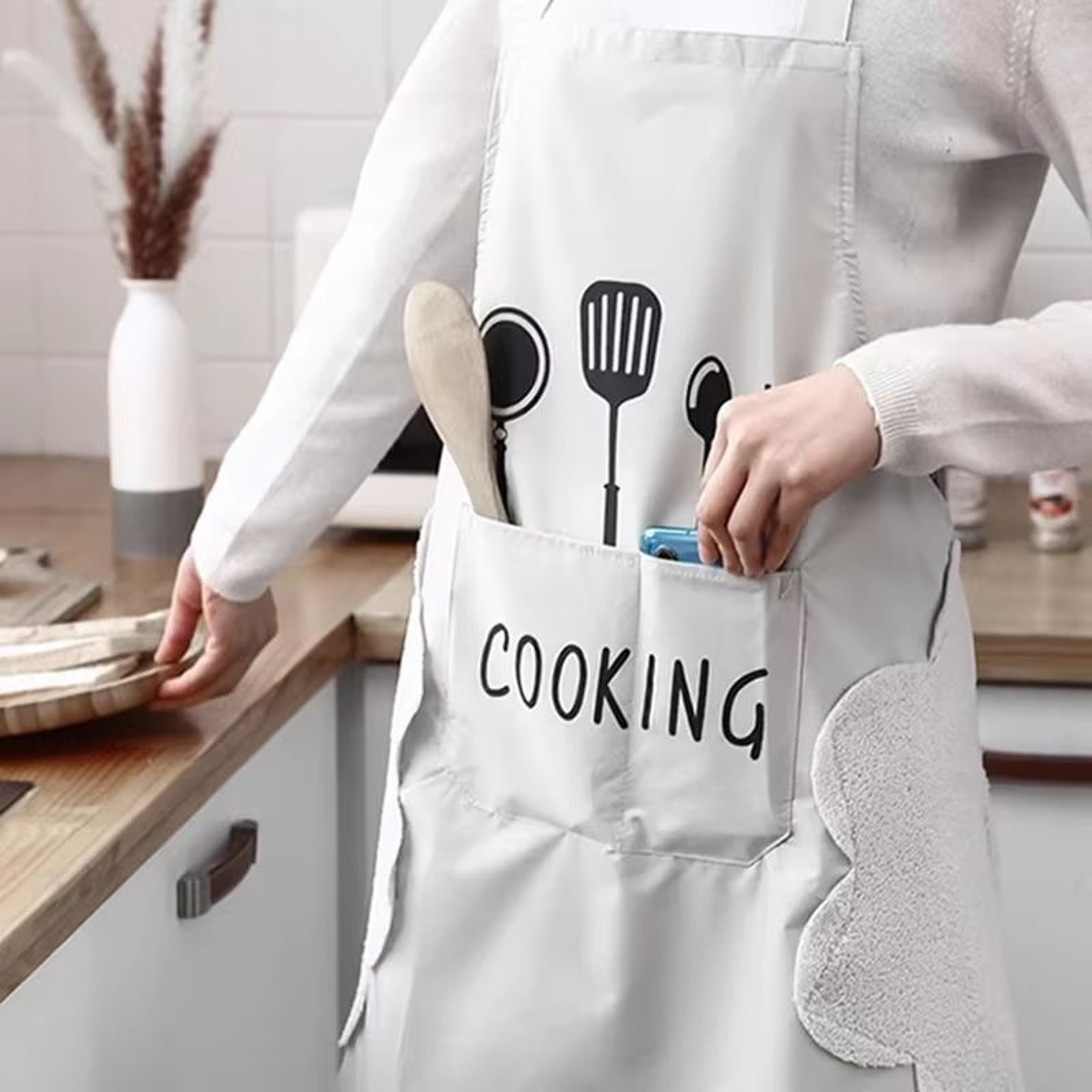 Waterproof Oilproof Kitchen Apron With Hand Wipe Panel For Cooking And Cleaning 1