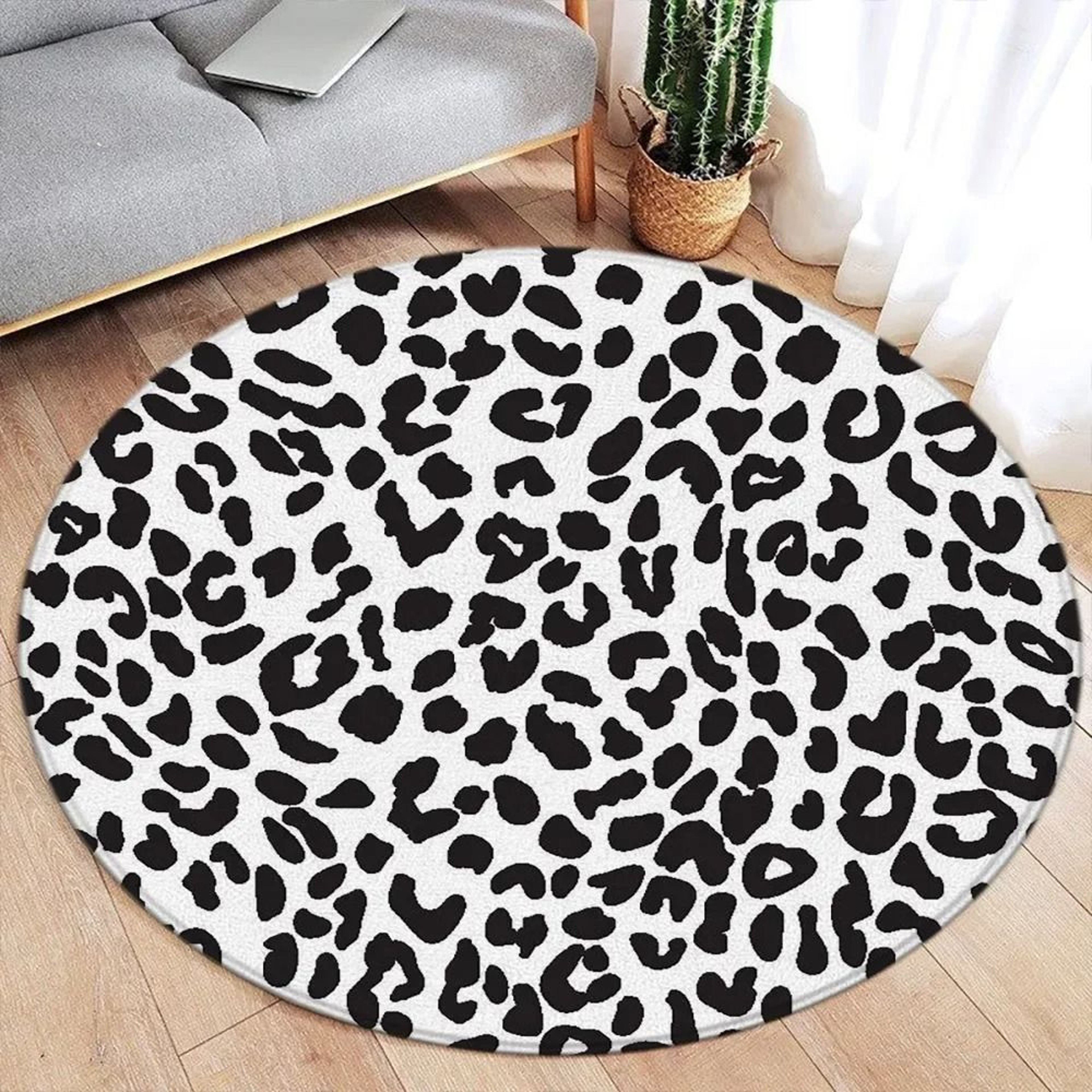 Leopard Print Round Flannel Area Rug Soft Decorative Carpet For Living Room Bedroom 6