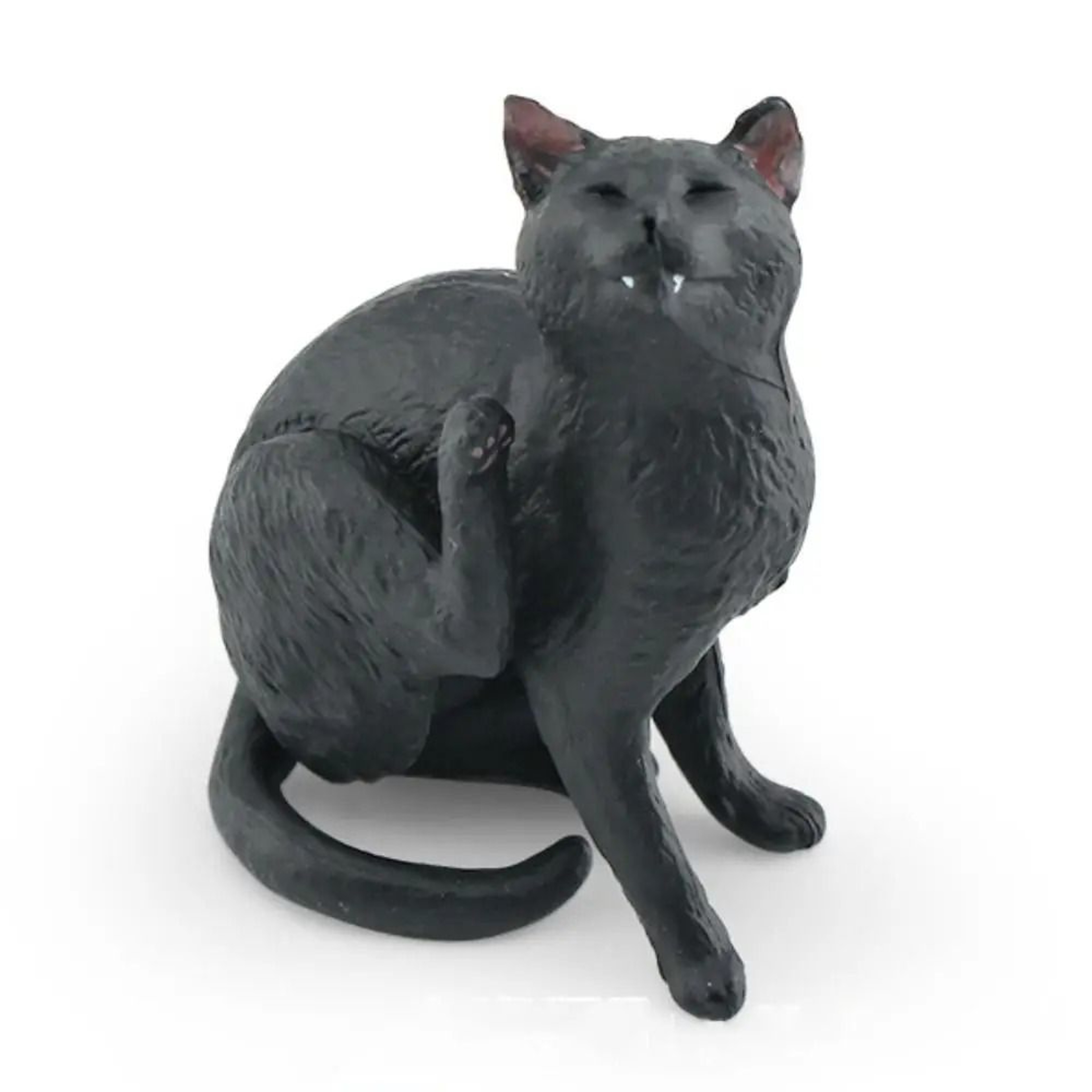 Cute Lying Orange Cat Figurine Mini Realistic Desk Decor Ornament 1